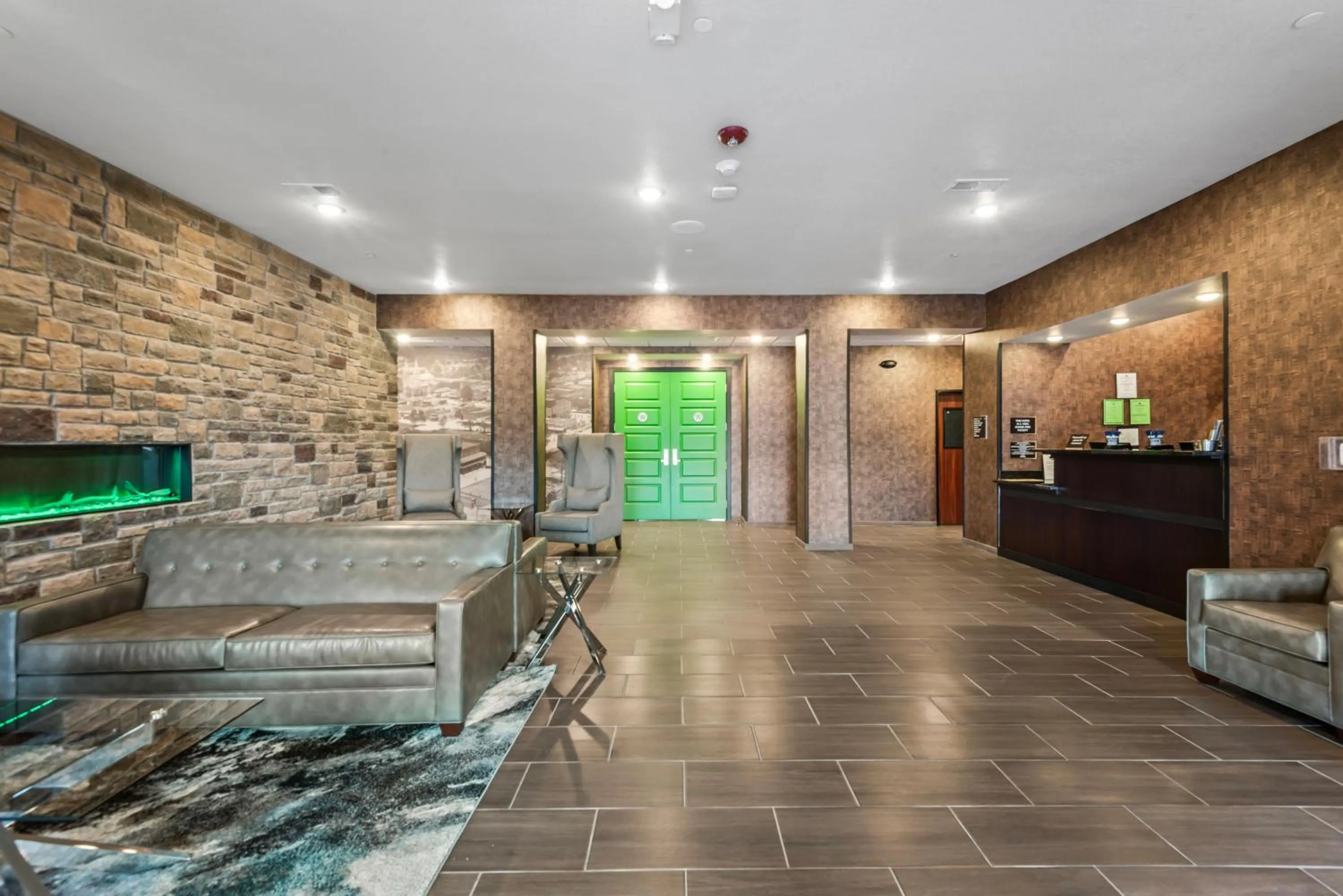 Lobby or reception in Cobblestone Hotel & Suites - Cullman
