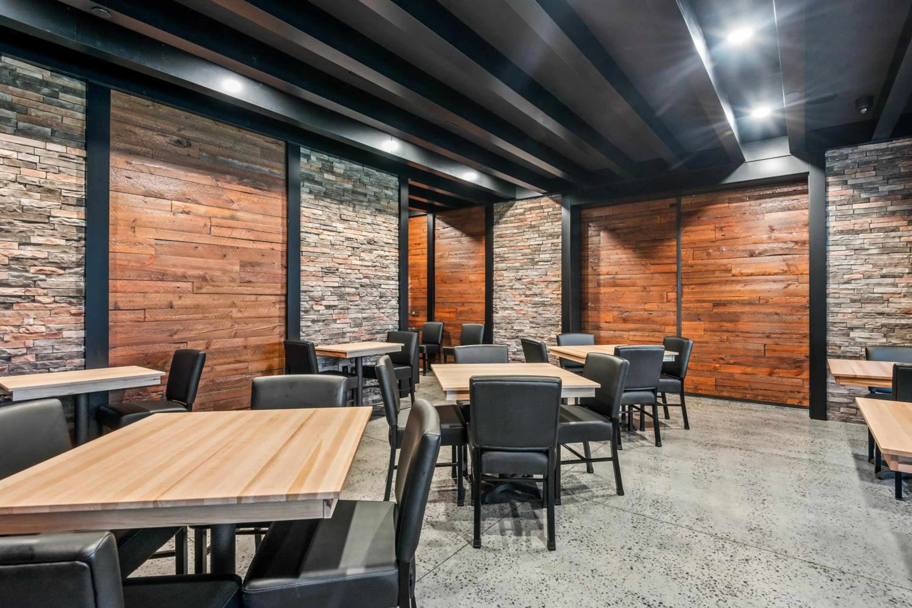 Restaurant/places to eat in Cobblestone Hotel & Suites - Cullman