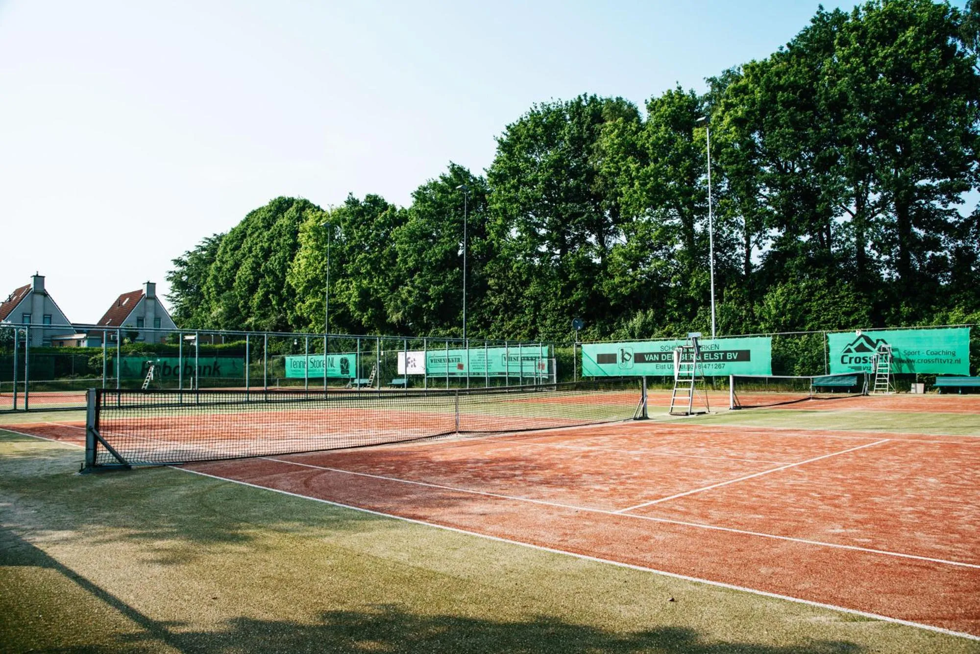Tennis court in Hotel 't Paviljoen