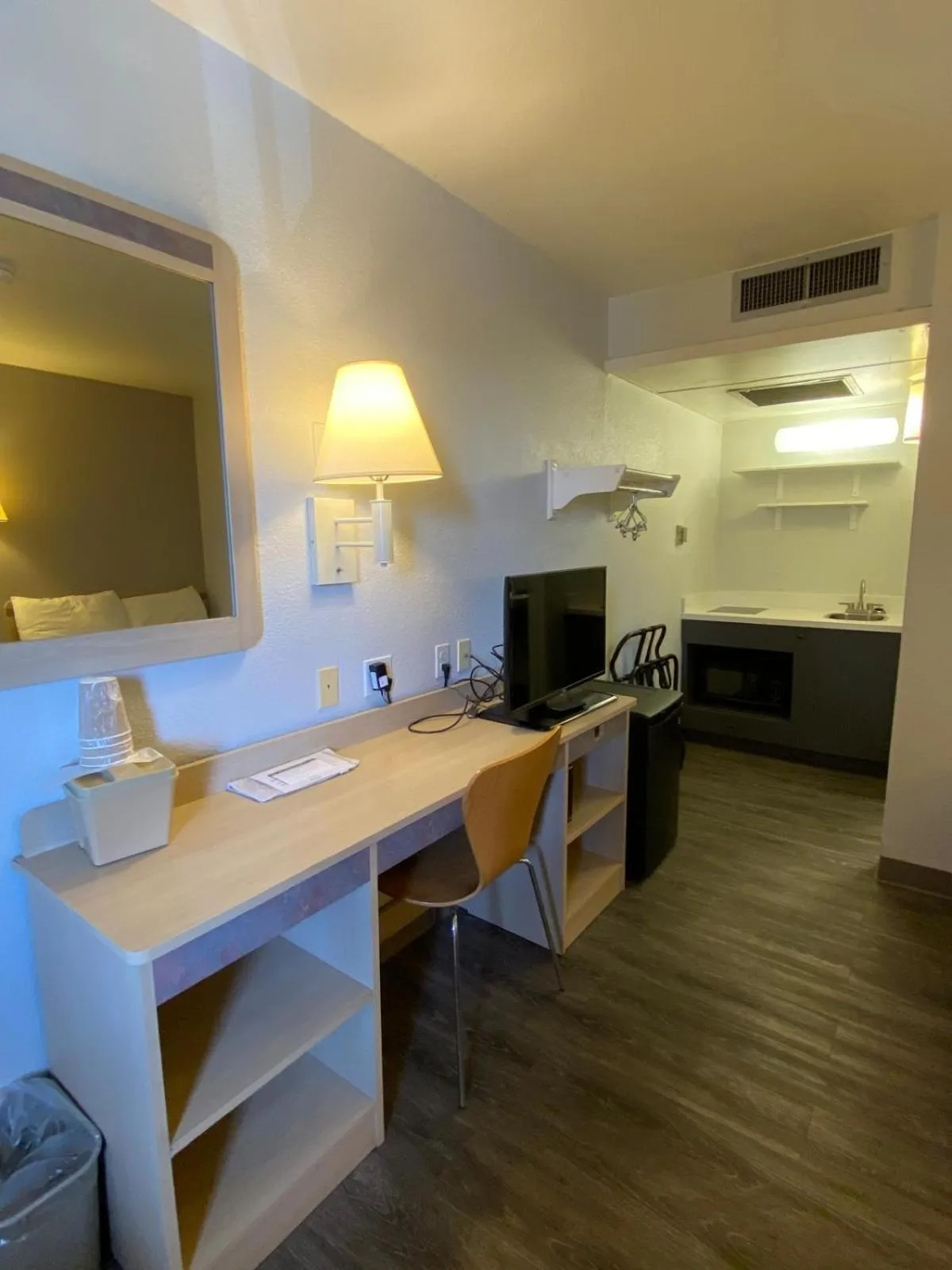 Bedroom in Studio 6 Casper WY