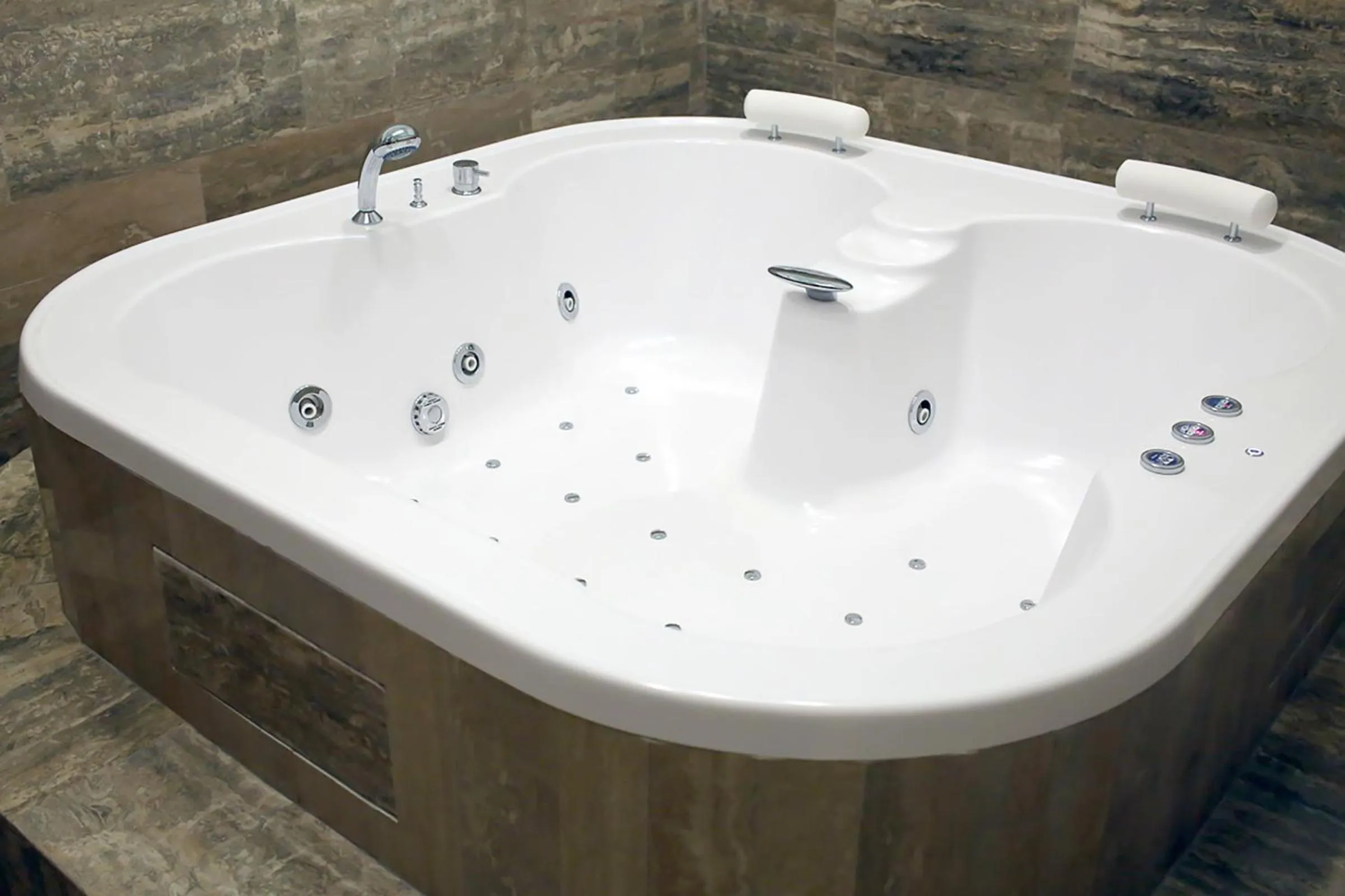 Decorative detail in Piccolo di Piazza di Spagna Suites