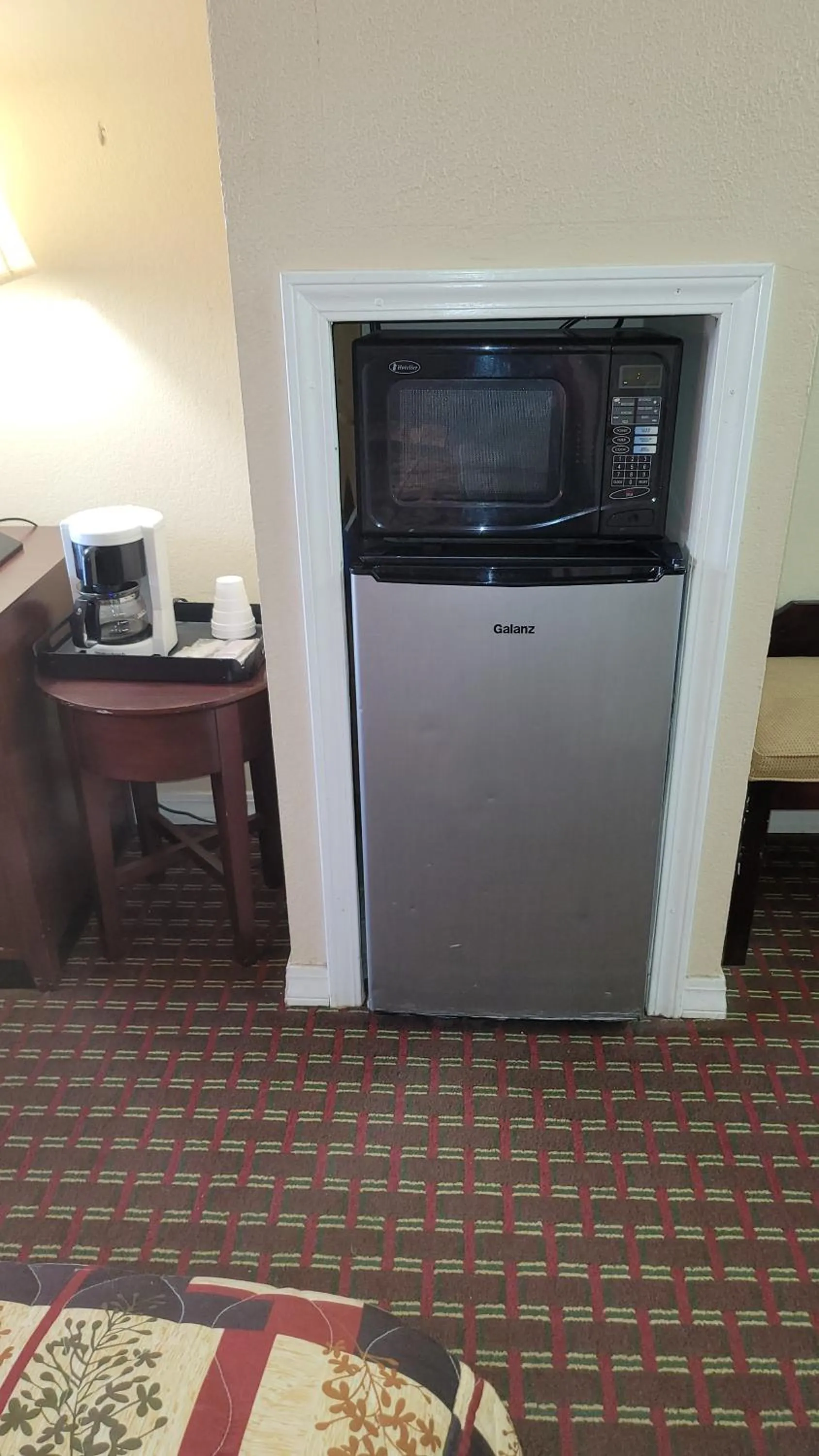 minibar in Western Motel