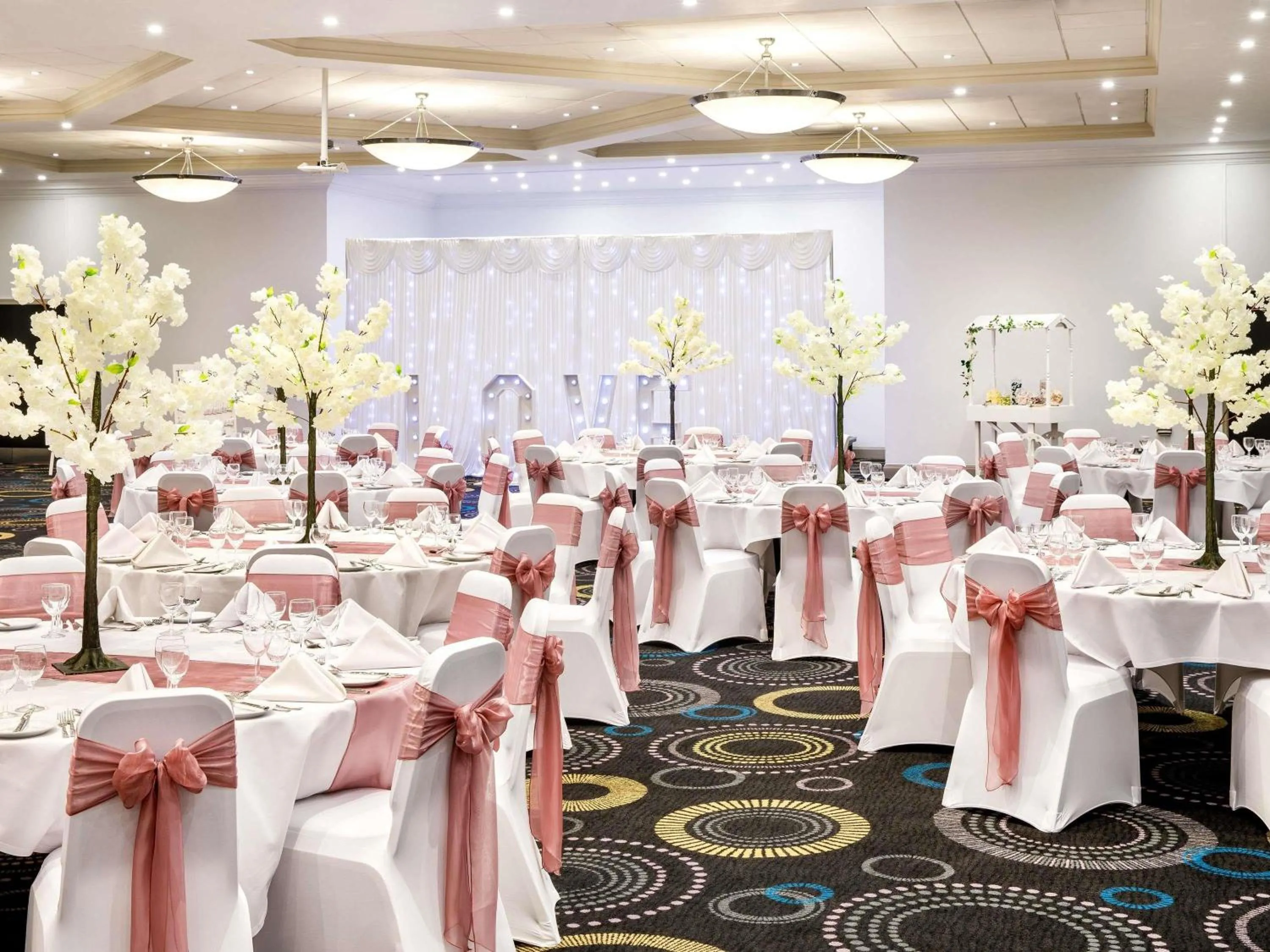 wedding in Mercure Telford Centre Hotel