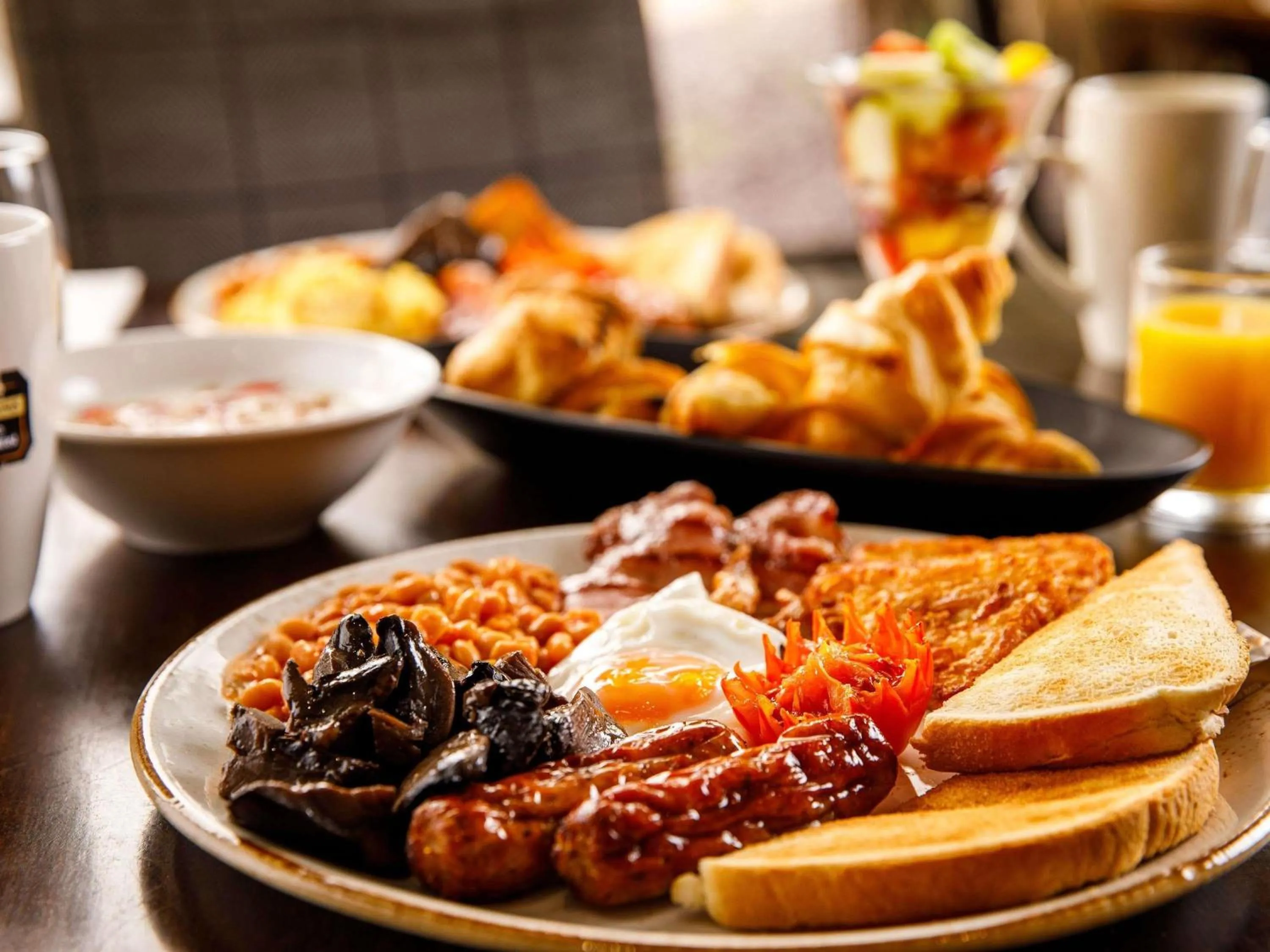 Breakfast in Mercure Telford Centre Hotel