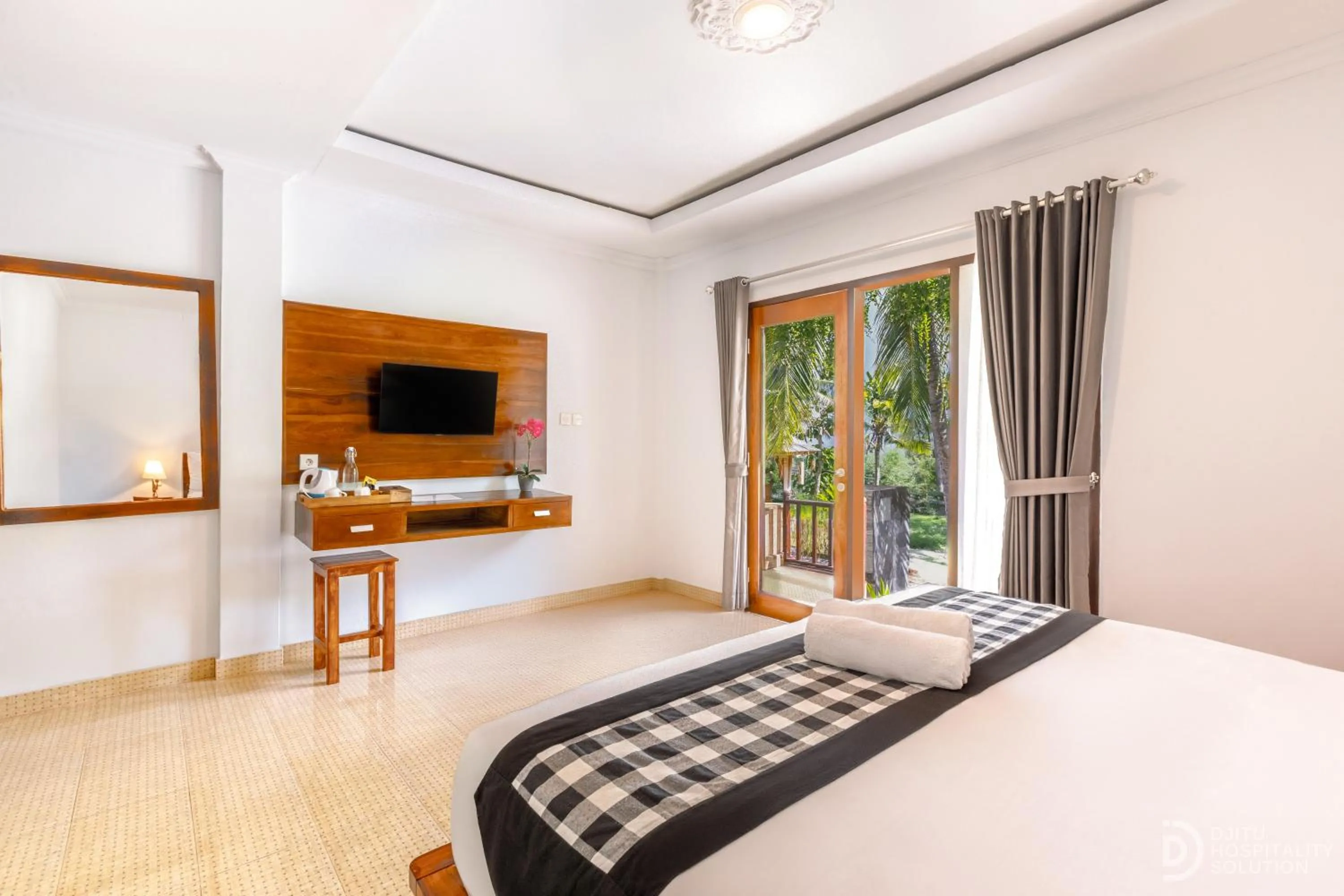 Bed in Tinggian Hill Retreat