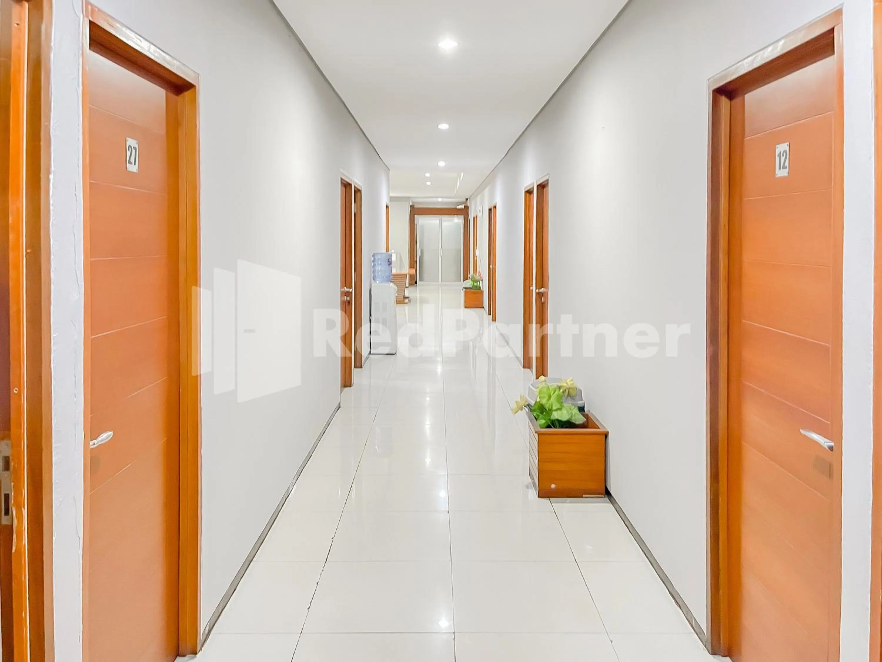 Property building in Sang Surya GuestHouse Syariah Near RS Hasan Sadikin Mitra RedDoorz