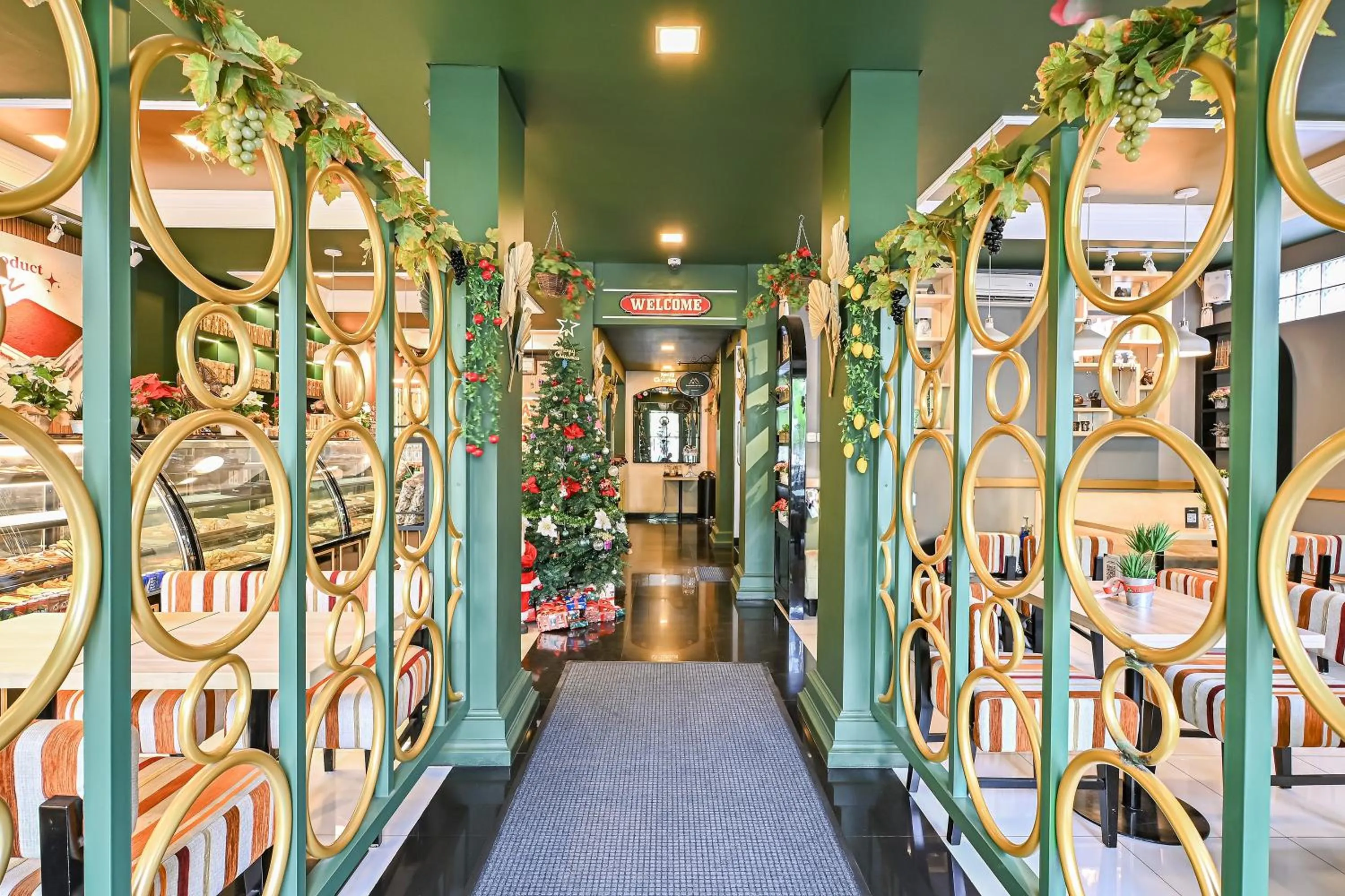 Facade/entrance in Bangreng Inn