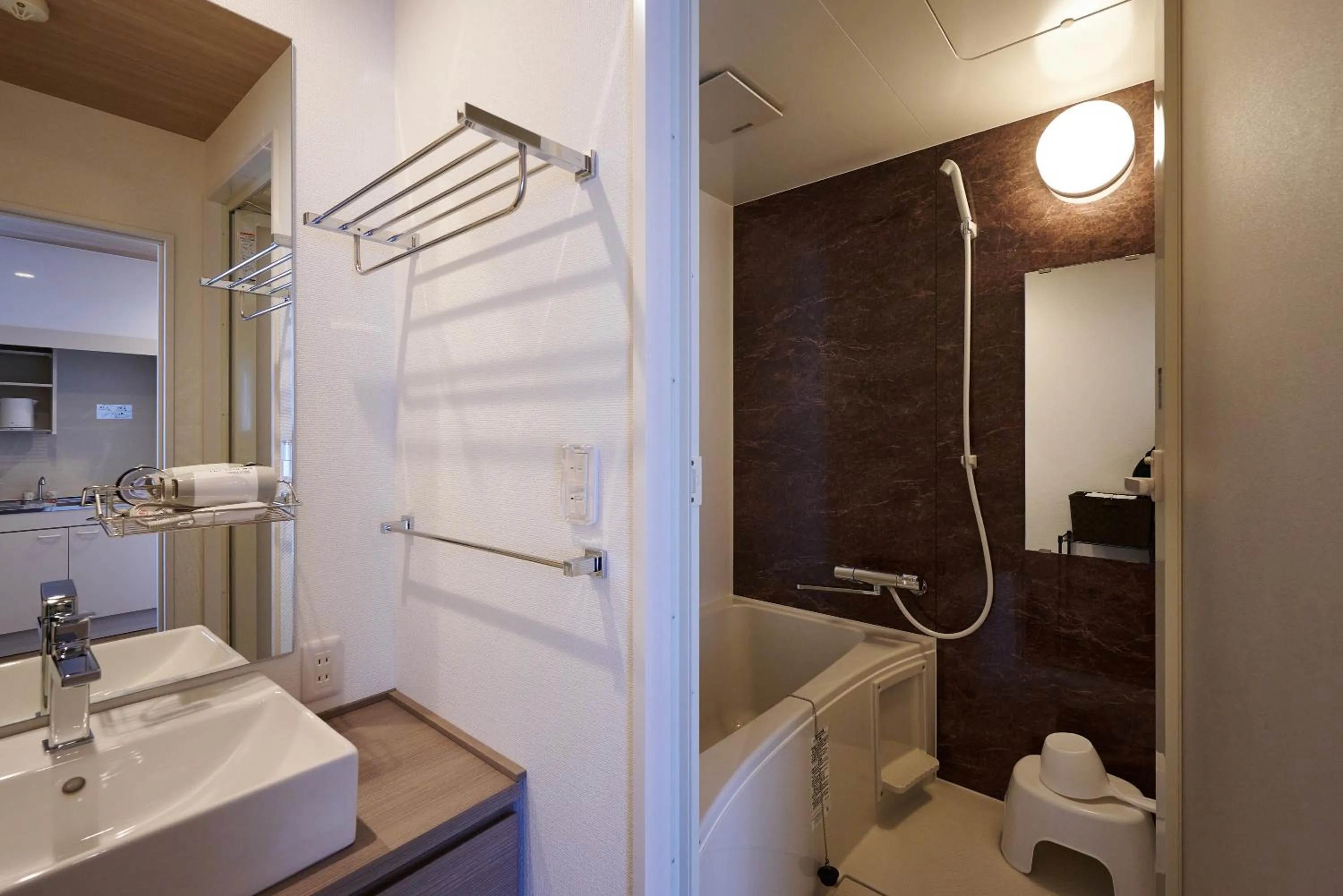 Bathroom in HOTEL R9 The Yard Kasai