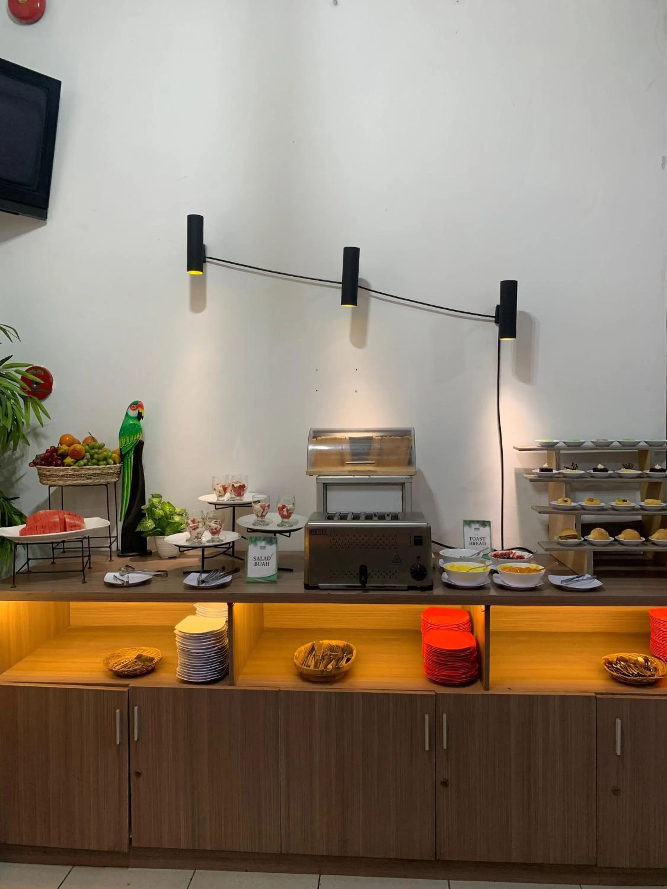 Food and drinks in Graha Widya Bhakti at STIESIA Surabaya