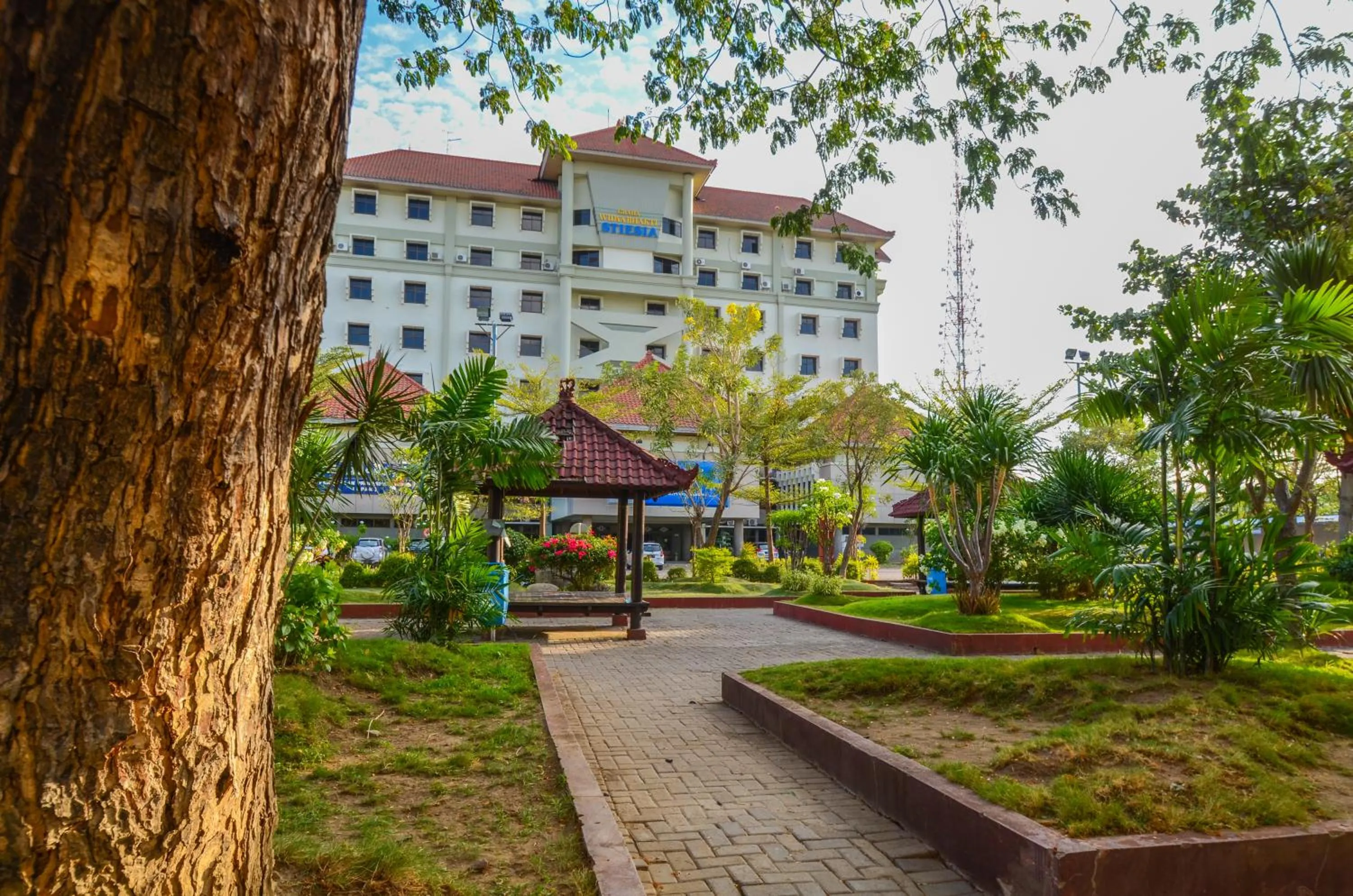 Property building in Graha Widya Bhakti at STIESIA Surabaya