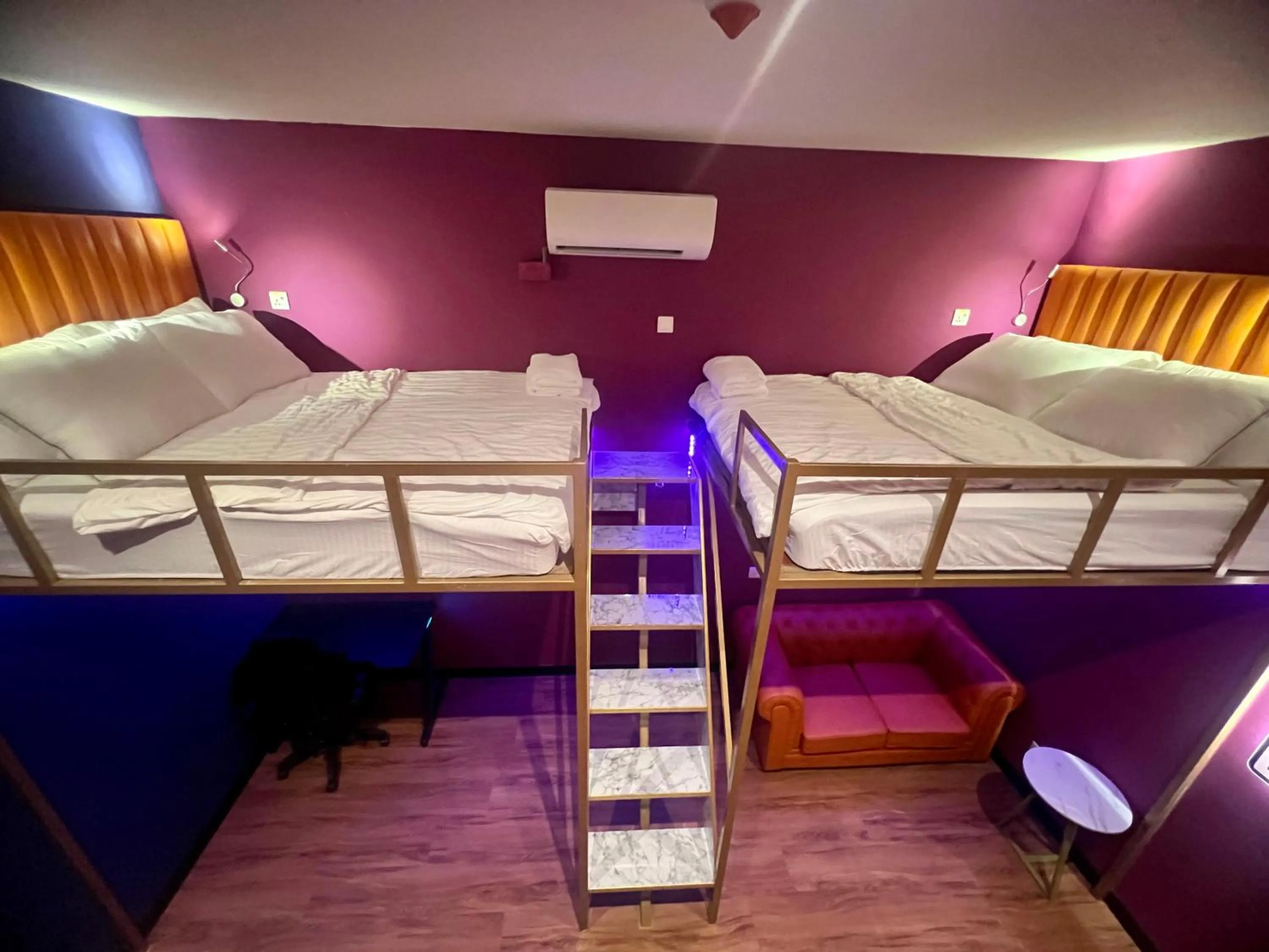 Quadruple Room with Shared Bathroom in Arena eSports @ Orchard