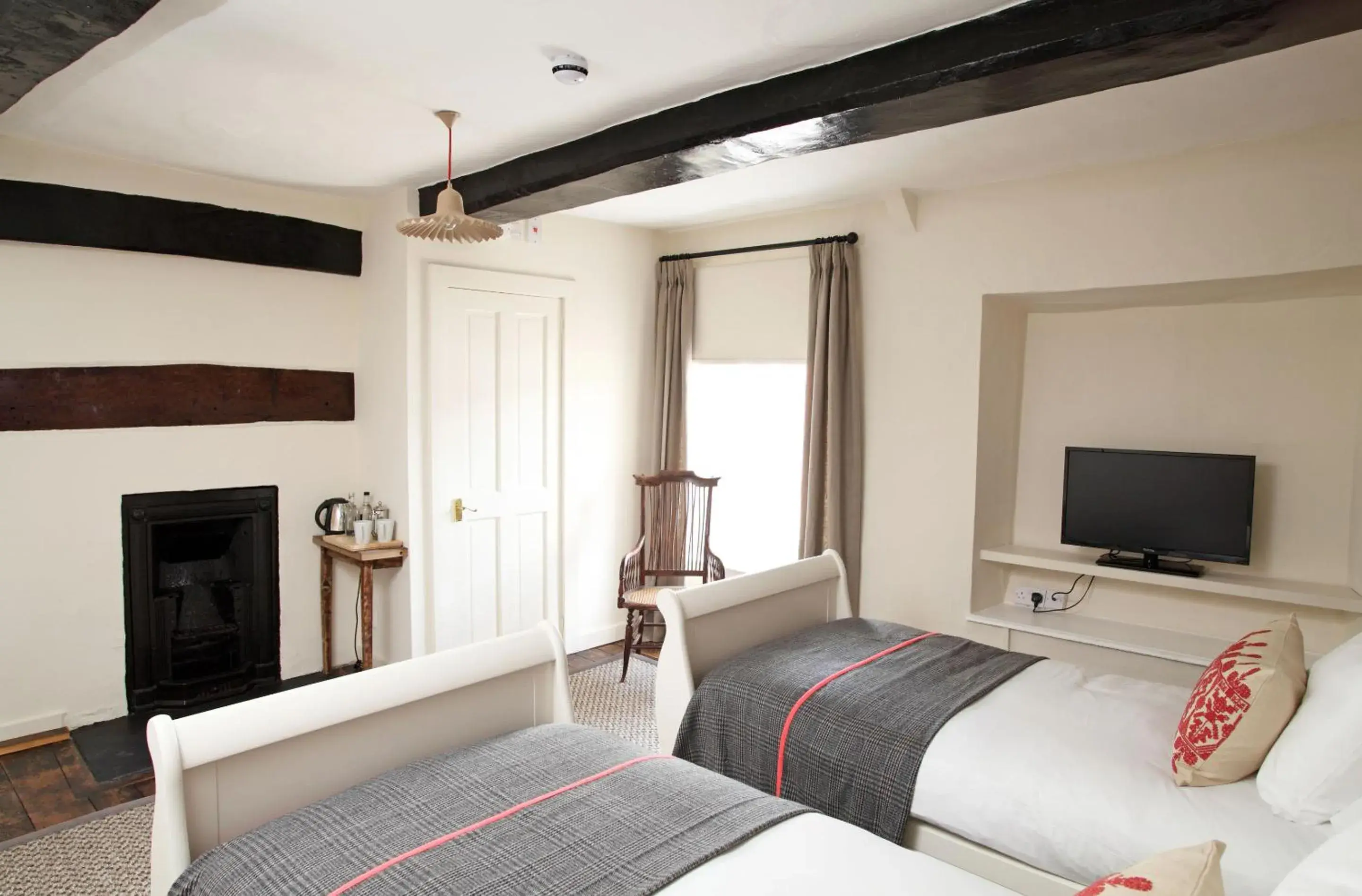 Standard Twin Room in Black Lion Hotel Standard Twin Room in Black Lion Hotel