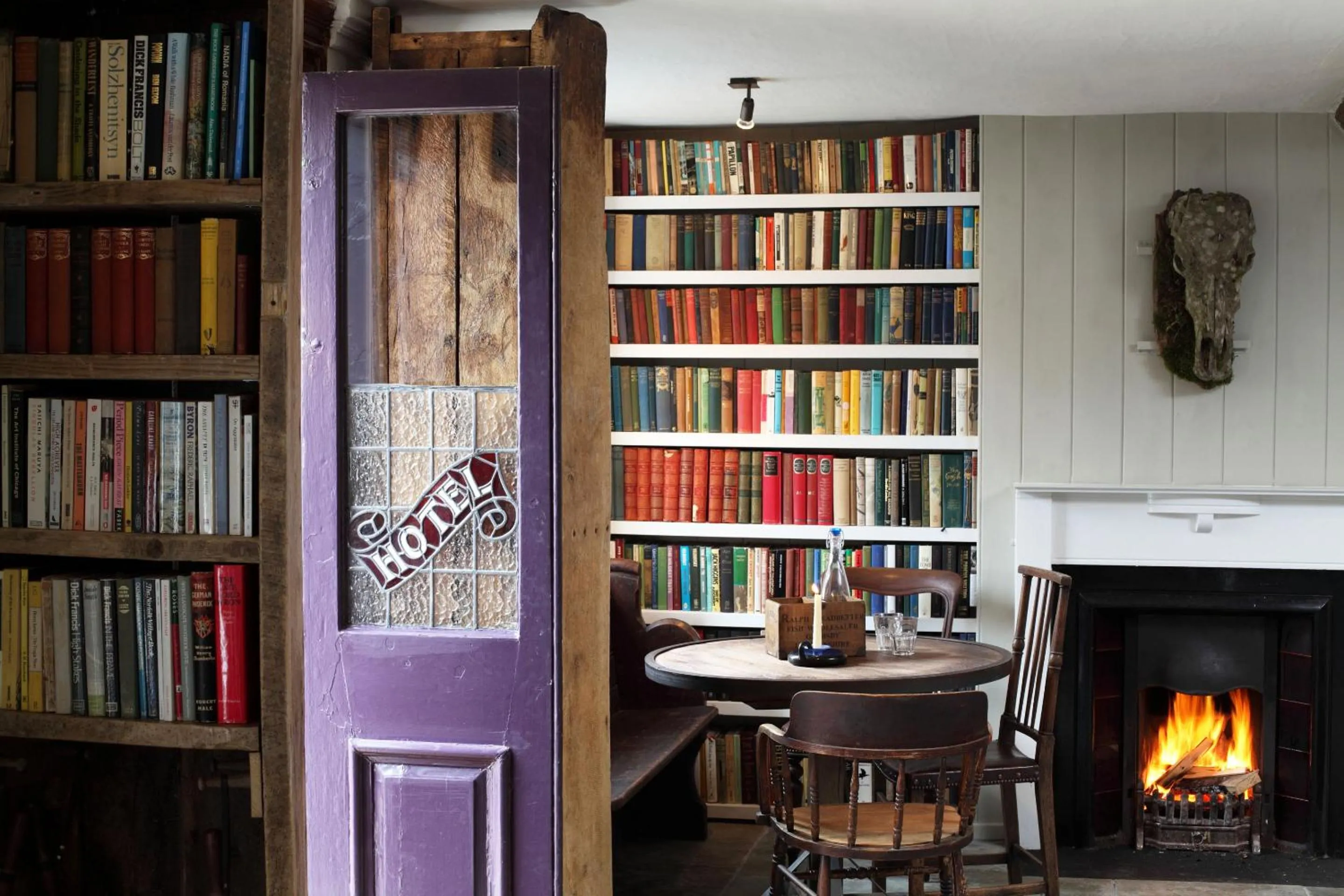 Lounge or bar in Black Lion Hotel