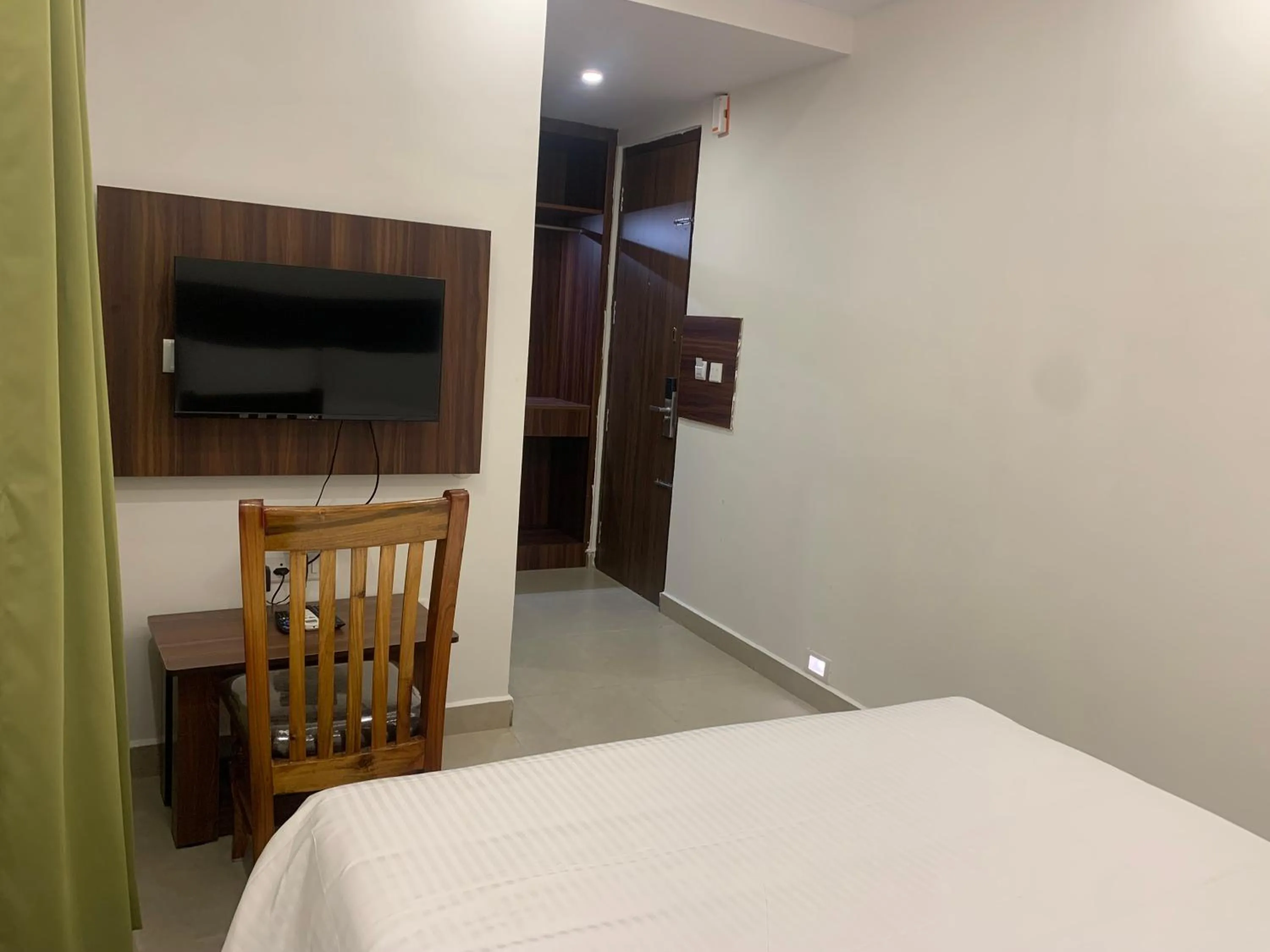 Bed in Hotel Le Grandeur