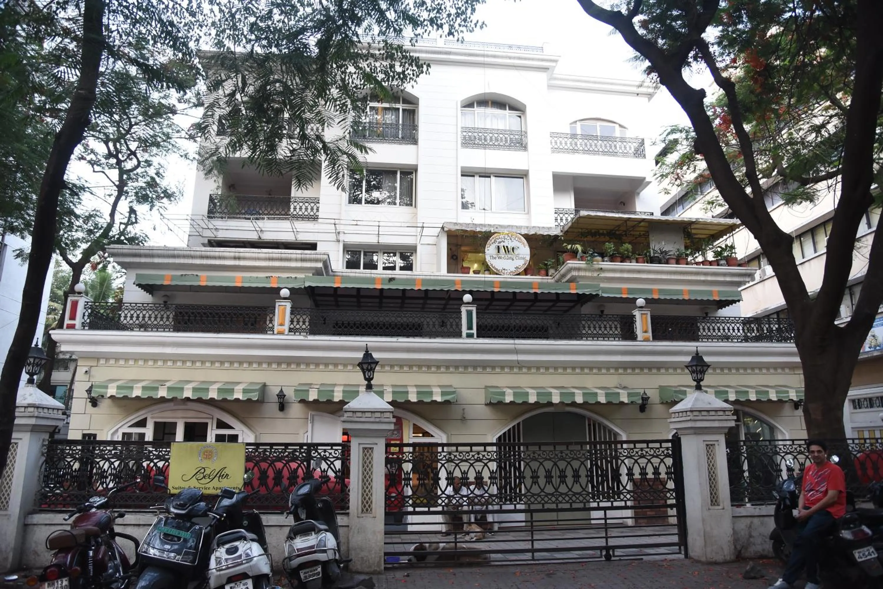 Facade/entrance in BelAir Suites Pune