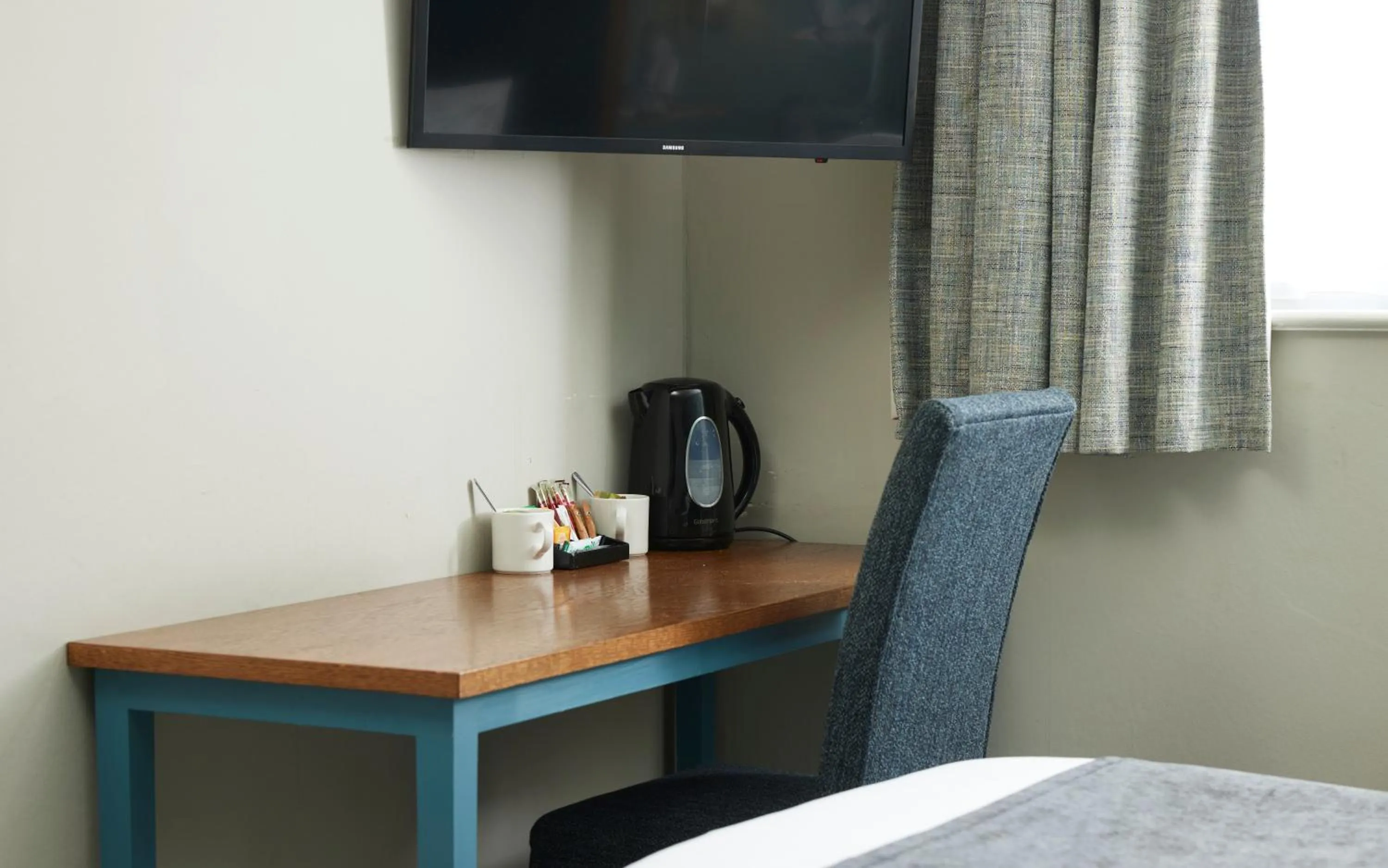 Bedroom in Sun Hotel by Greene King Inns