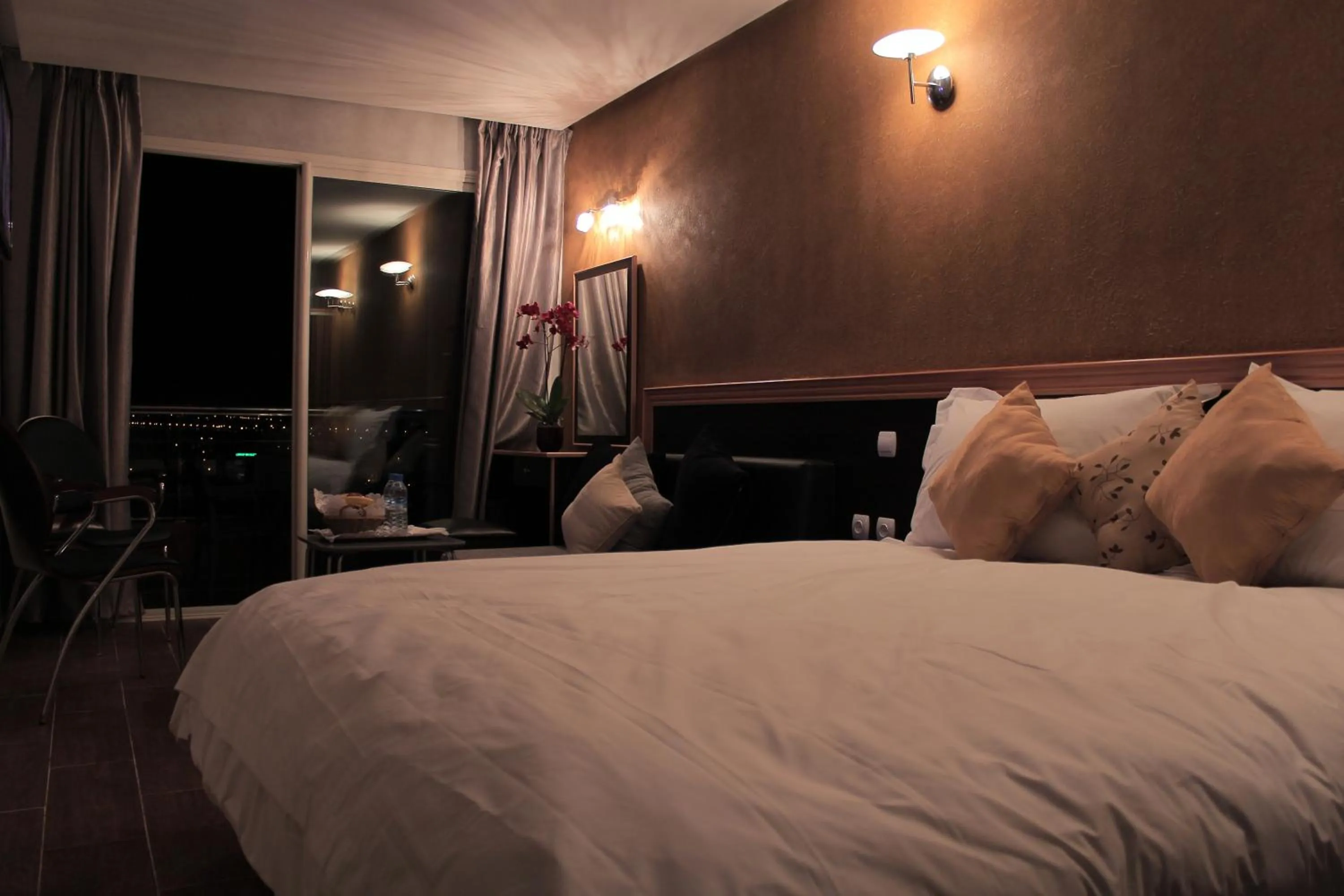 Bedroom, Bed in Hôtel Belle Vue et Spa