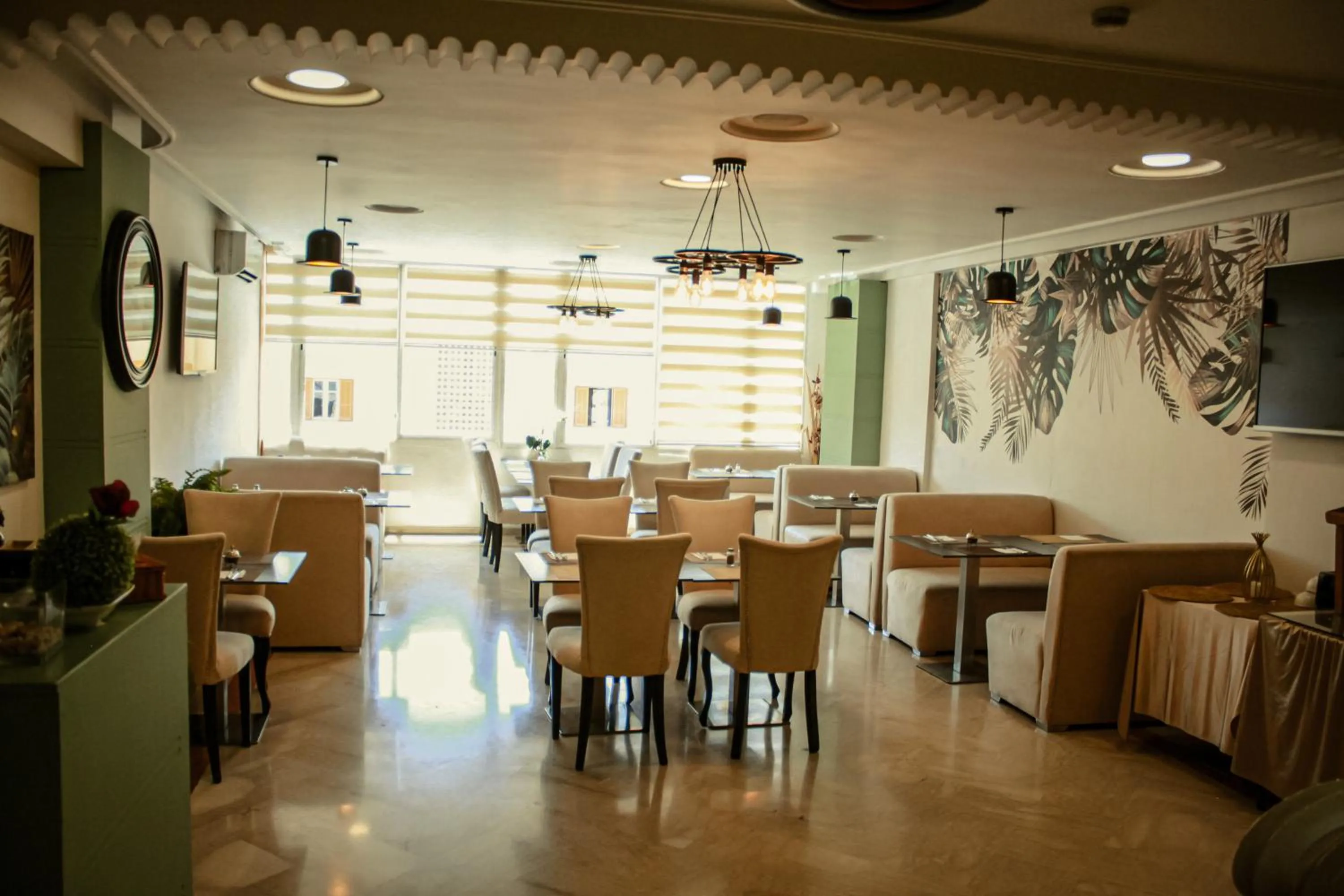 Restaurant/places to eat in Hôtel Belle Vue et Spa