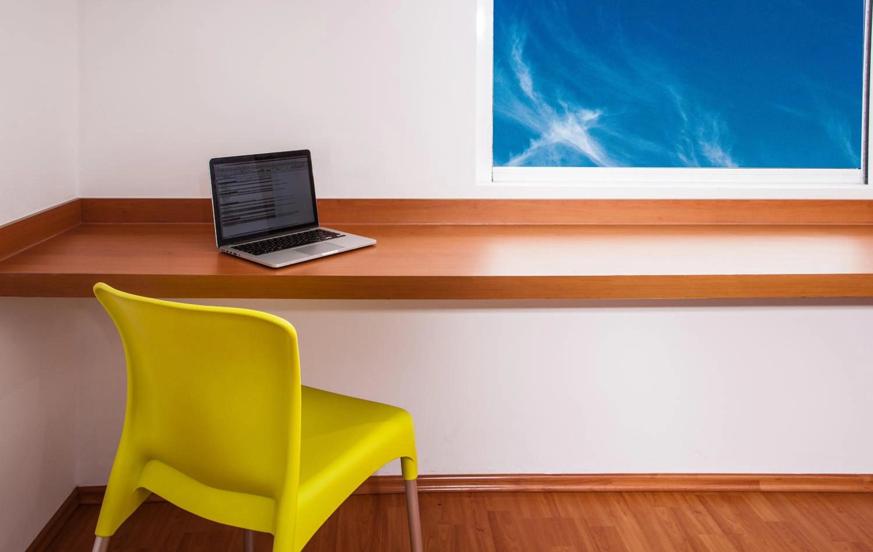 Photo of the whole room in One Aguascalientes Sur