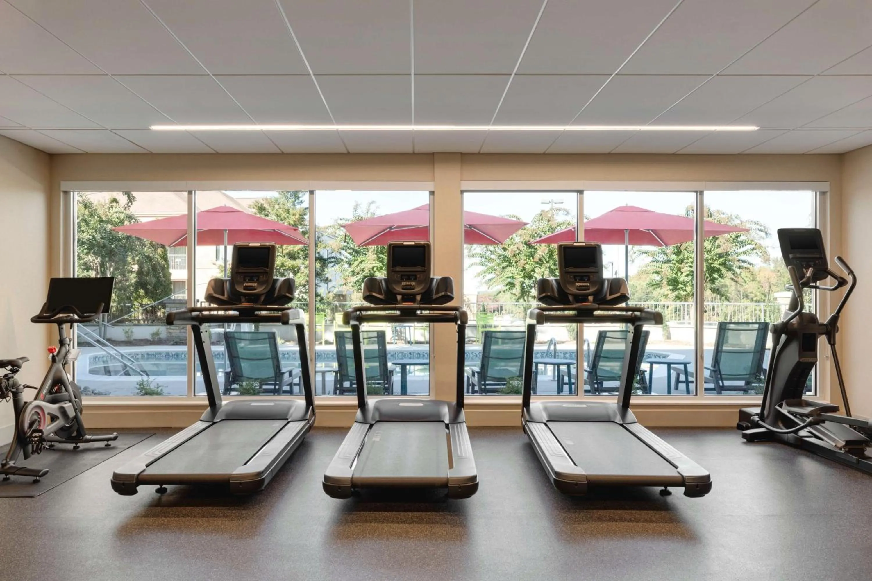 Fitness centre/facilities in Home2 Suites By Hilton Dalton