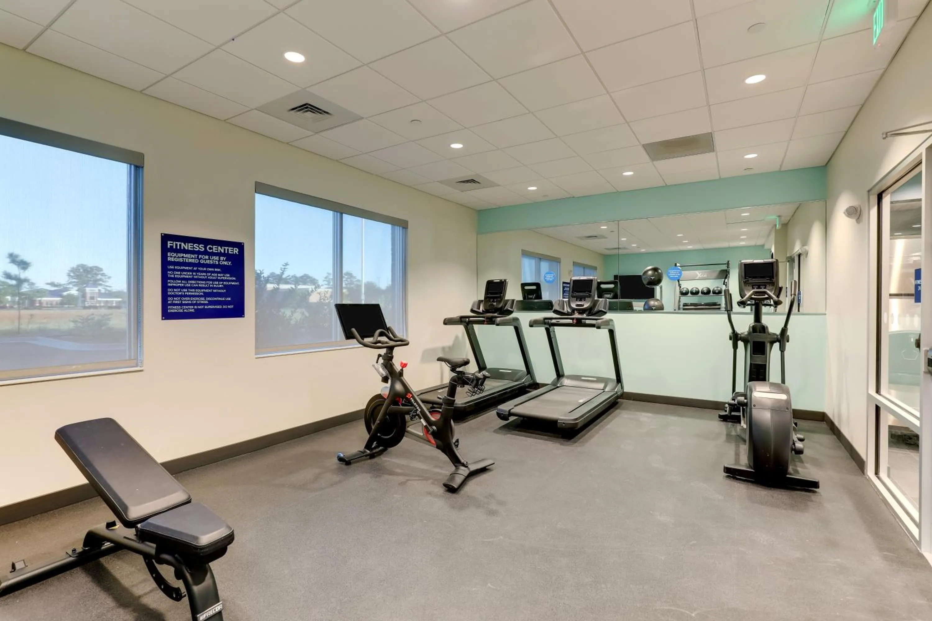 Fitness centre/facilities in Tru By Hilton Leland Wilmington