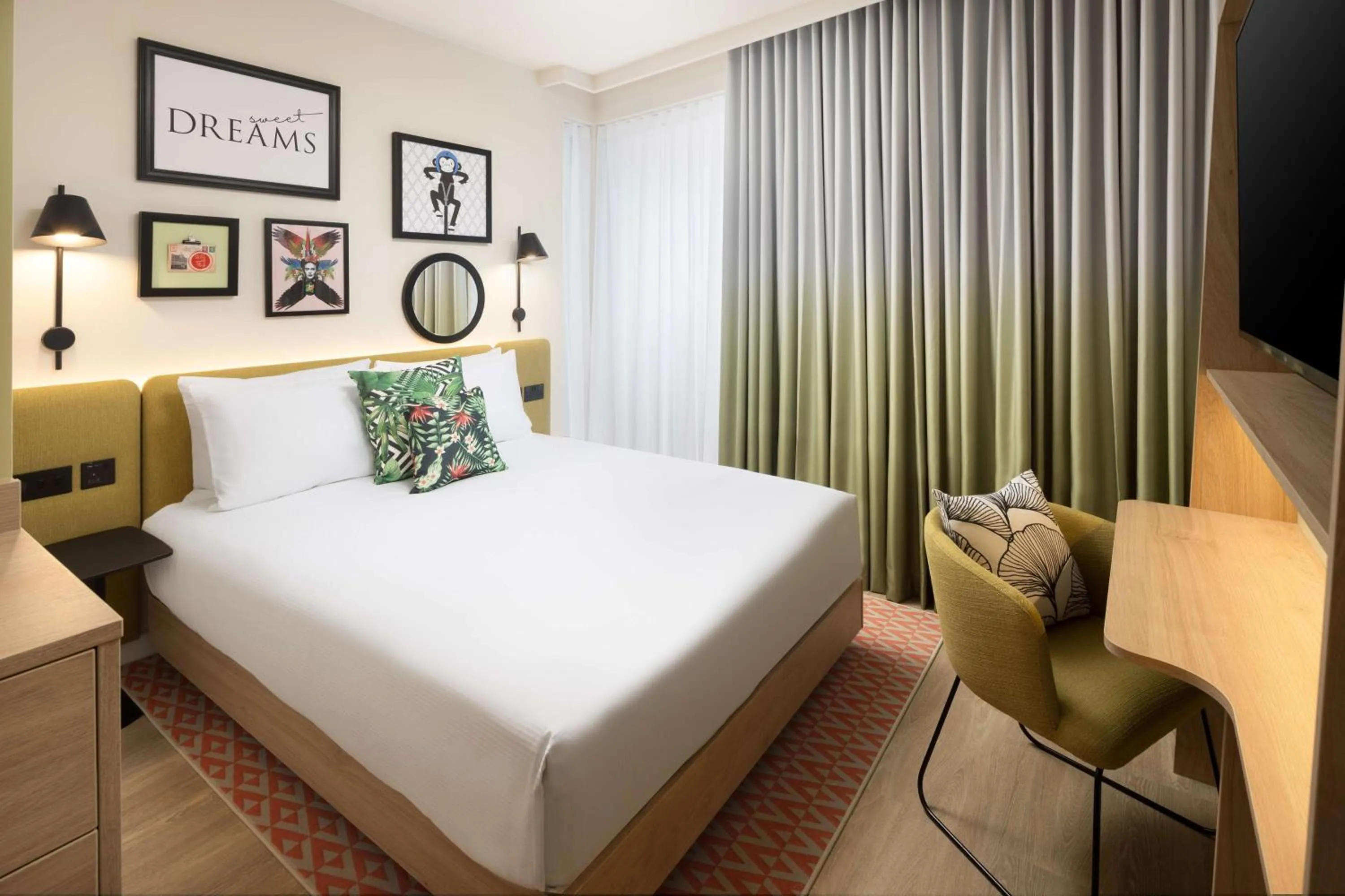 Bed in Hampton By Hilton London Old Street