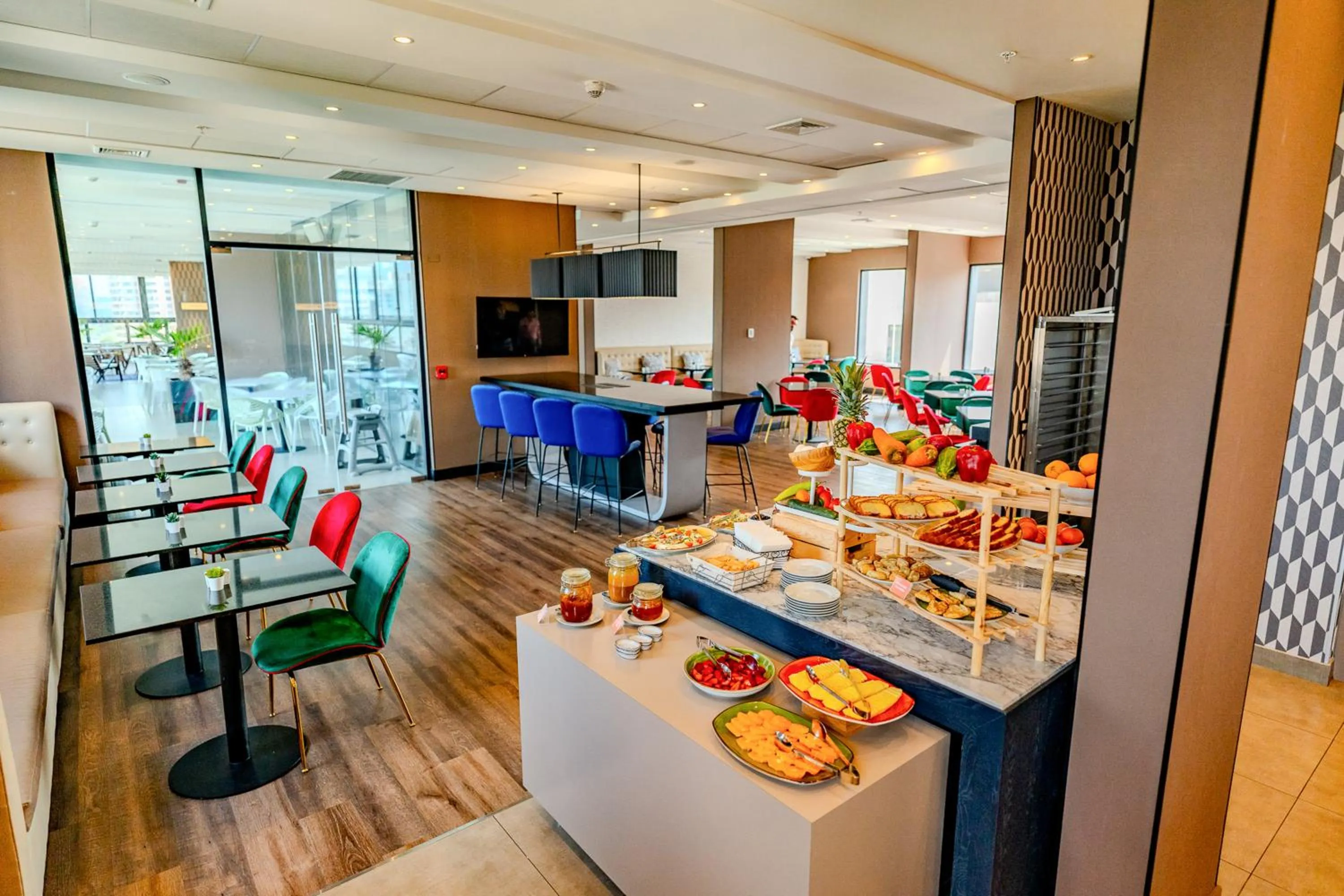 Breakfast in Hampton By Hilton Santiago Las Condes