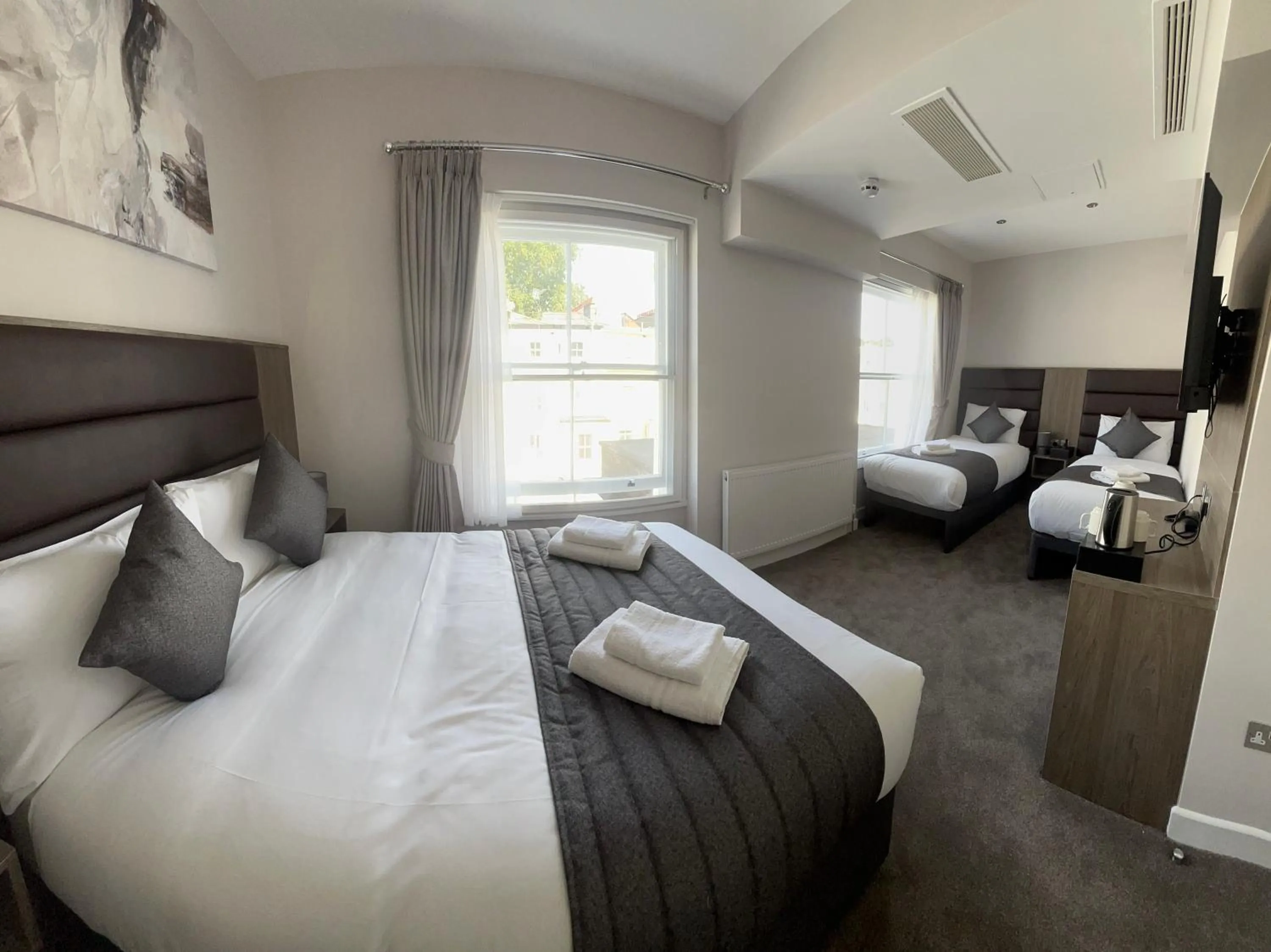 Bedroom, Bed in Reem Hotel