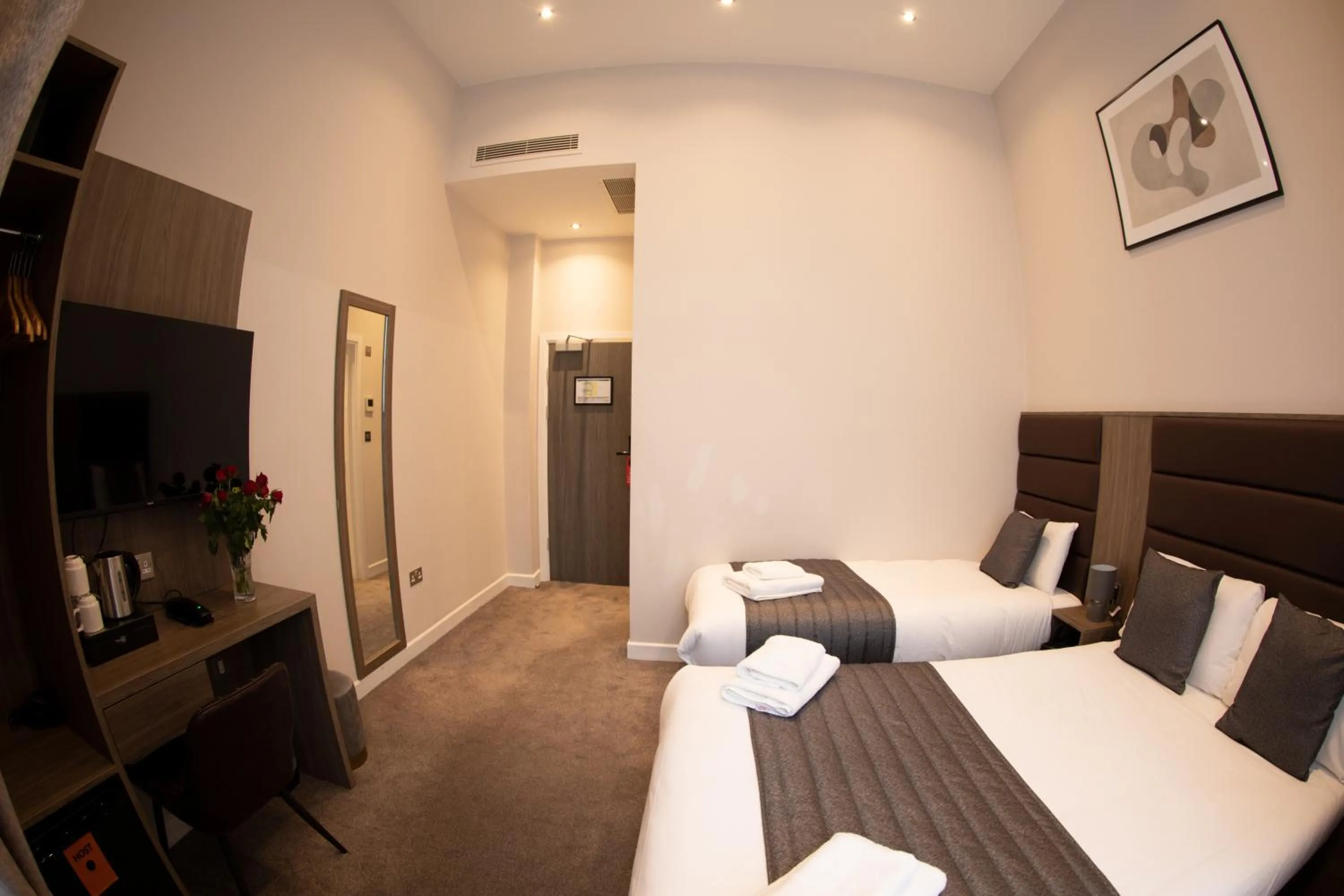 Bedroom, Bed in Reem Hotel