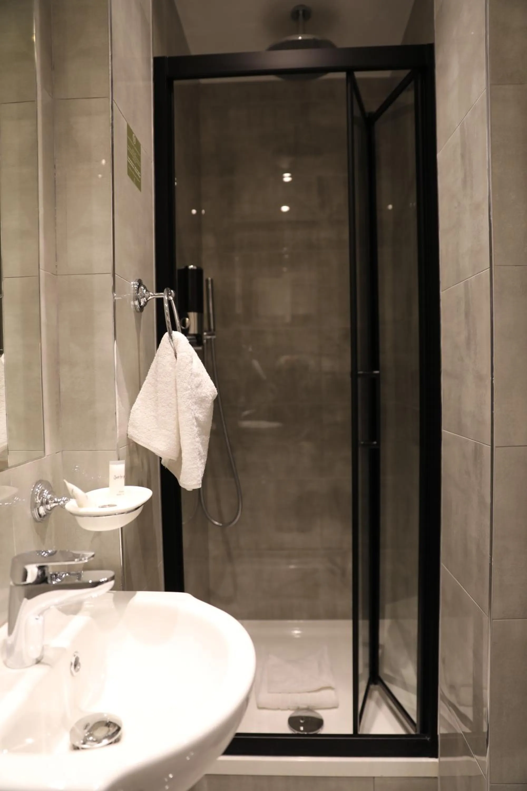 Bathroom in Reem Hotel