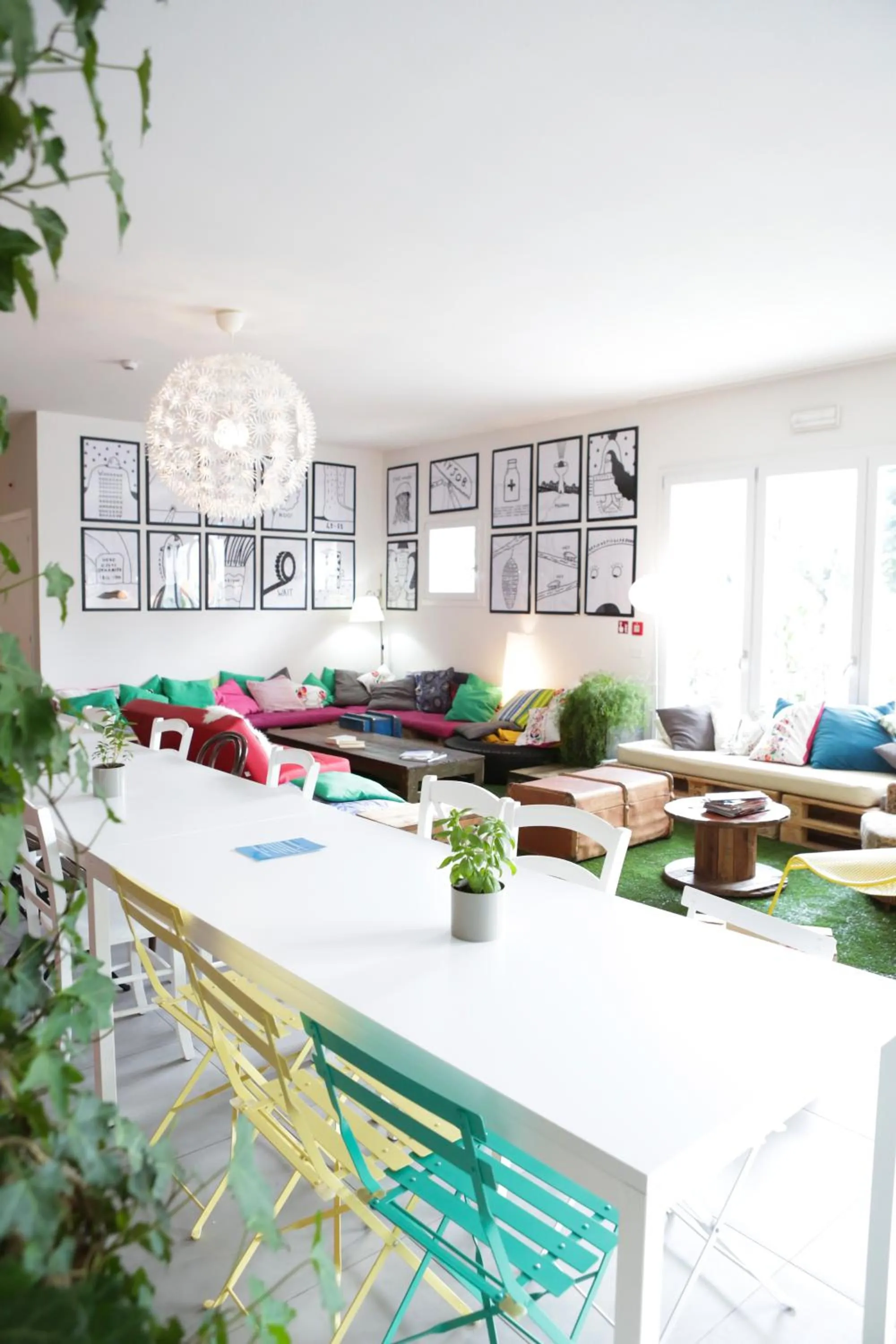 Restaurant/places to eat in Ostello Meet Gardalake Hostel