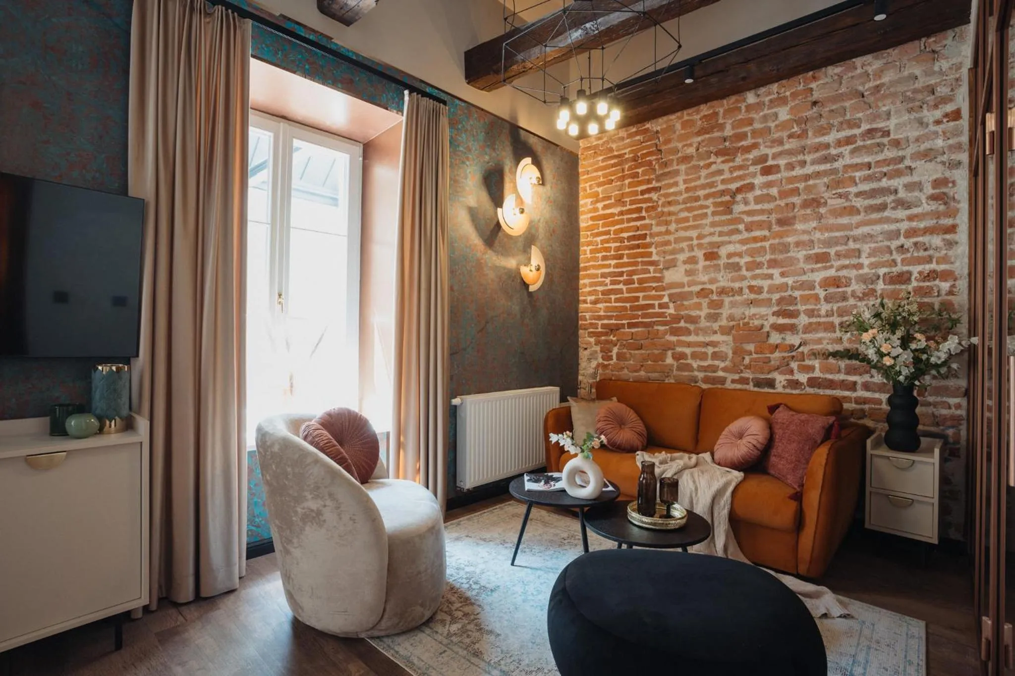 TV and multimedia in Cu Residence - LoftAffair Spa Collection