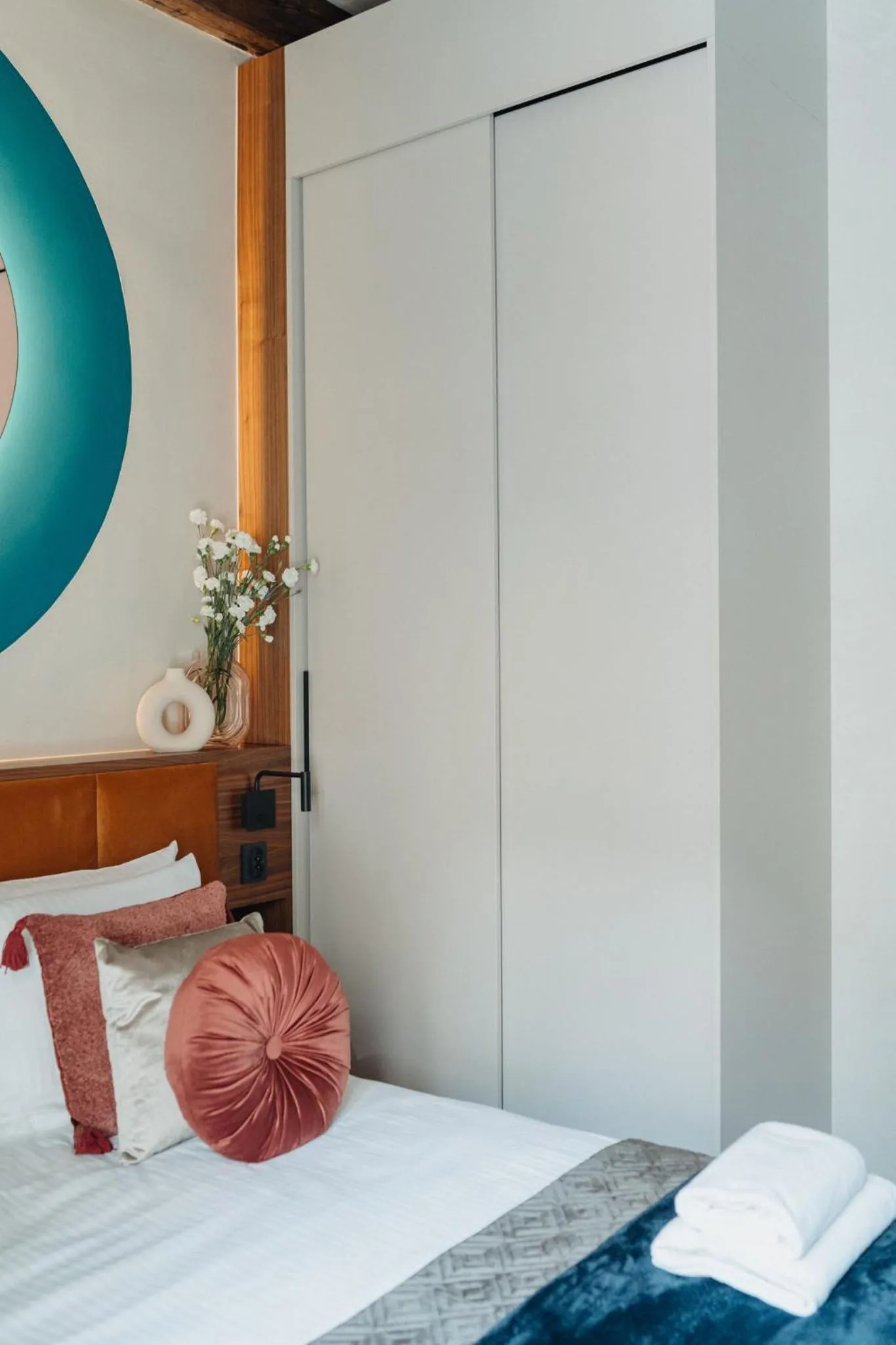 Bed in Cu Residence - LoftAffair Spa Collection