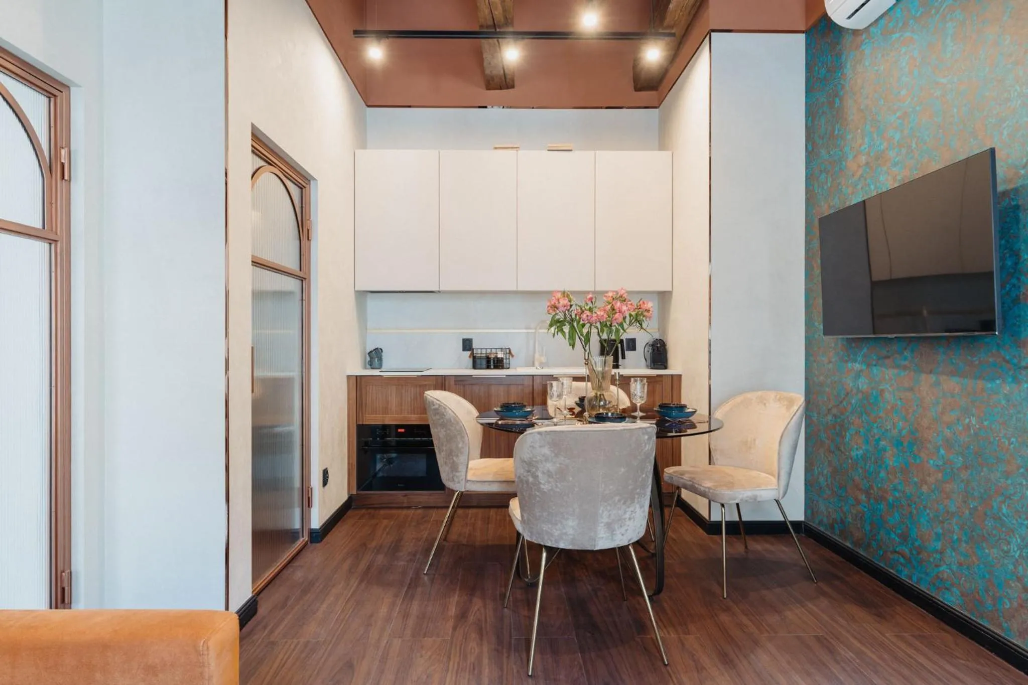 TV and multimedia in Cu Residence - LoftAffair Spa Collection