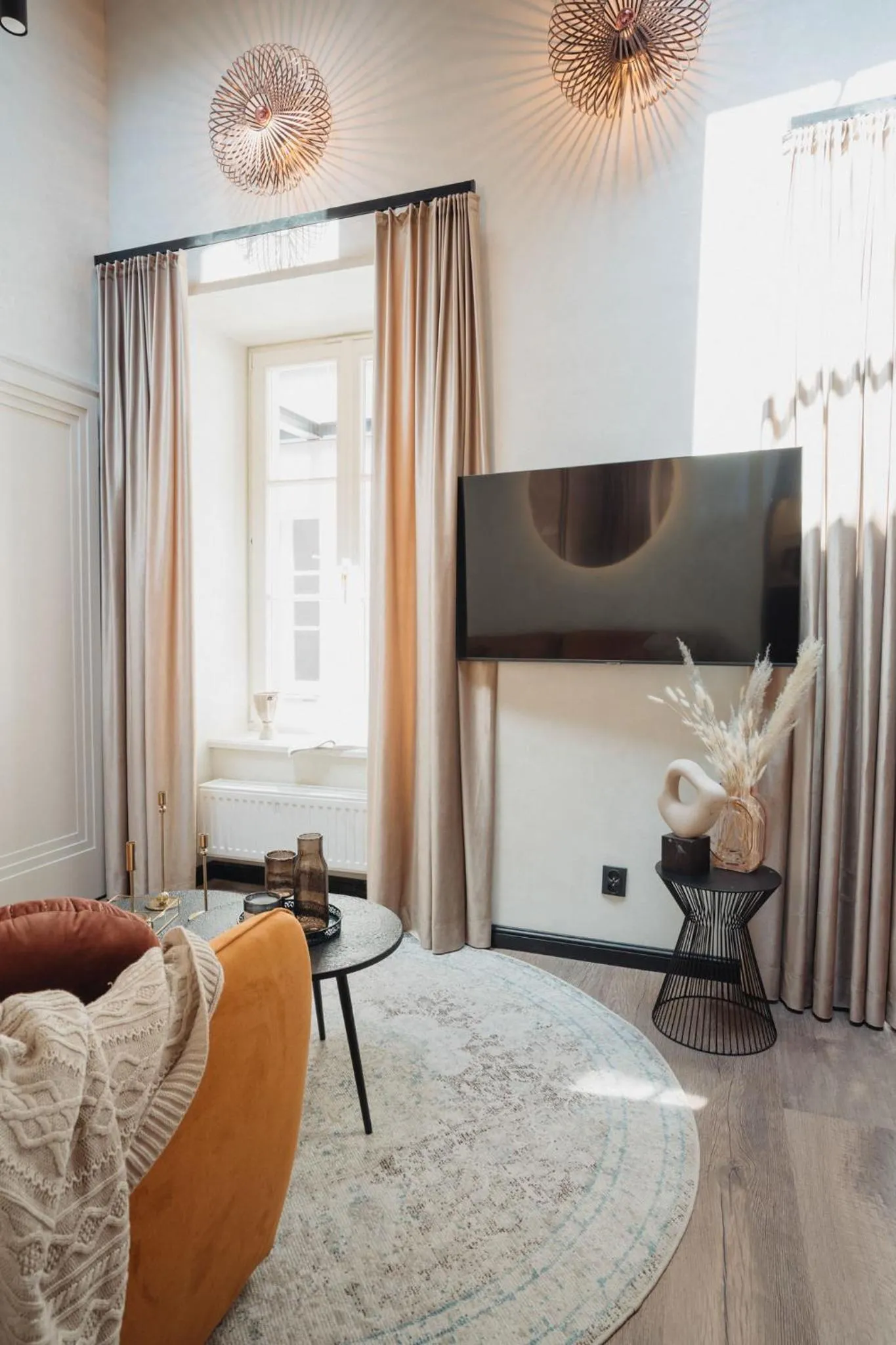 TV and multimedia in Cu Residence - LoftAffair Spa Collection