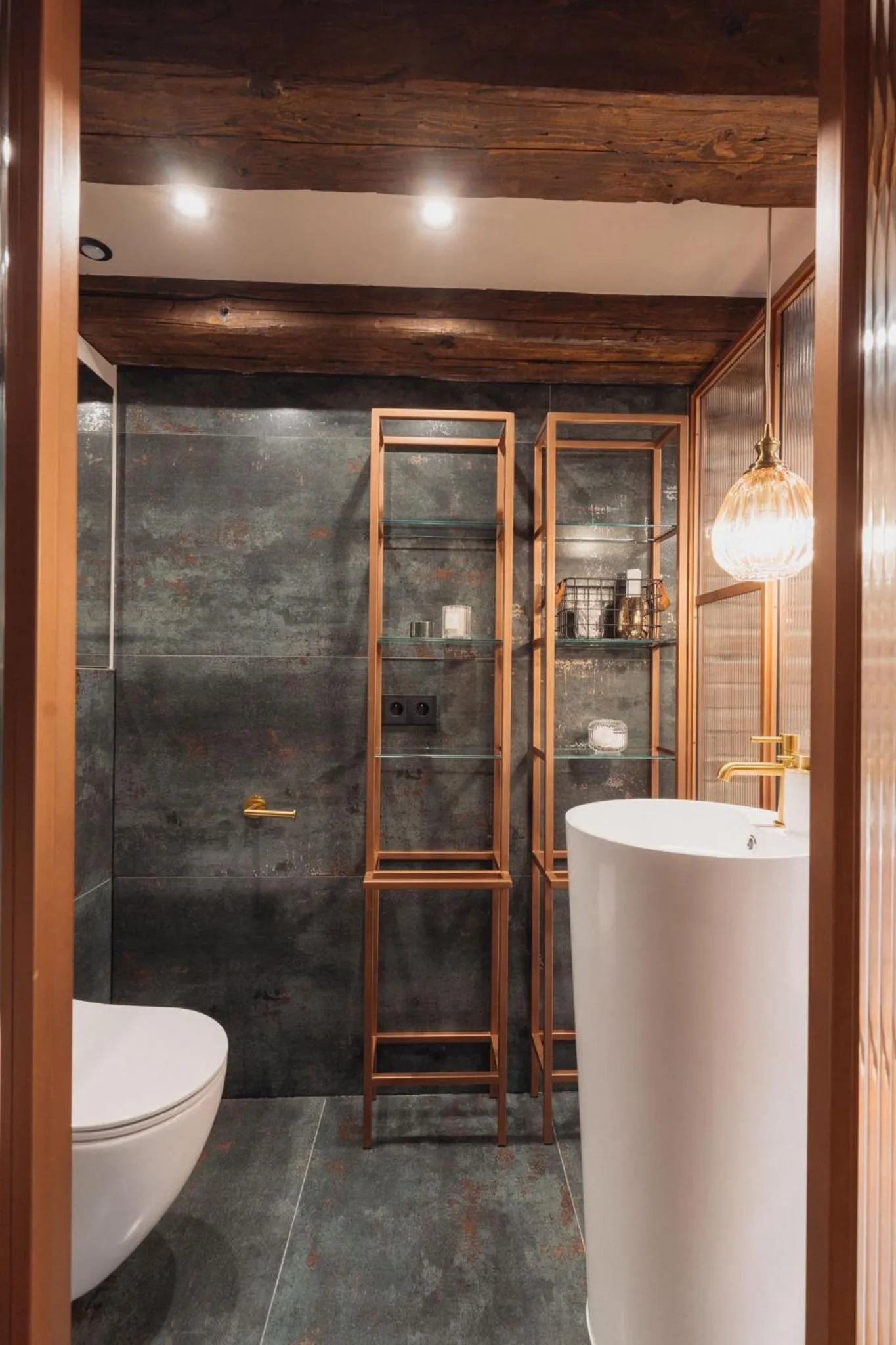 Shower in Cu Residence - LoftAffair Spa Collection