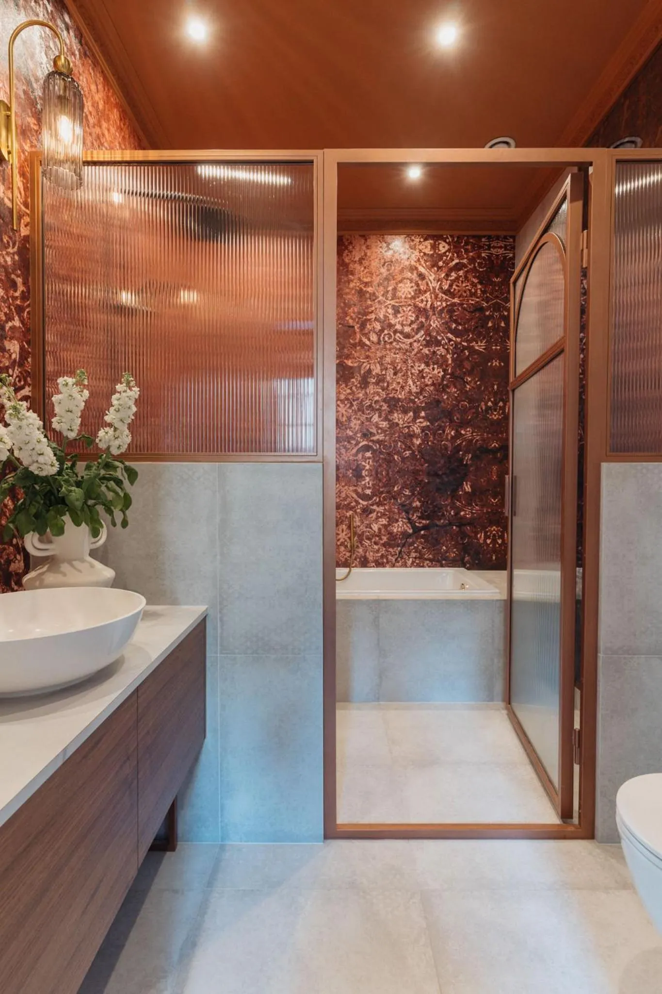 Shower in Cu Residence - LoftAffair Spa Collection