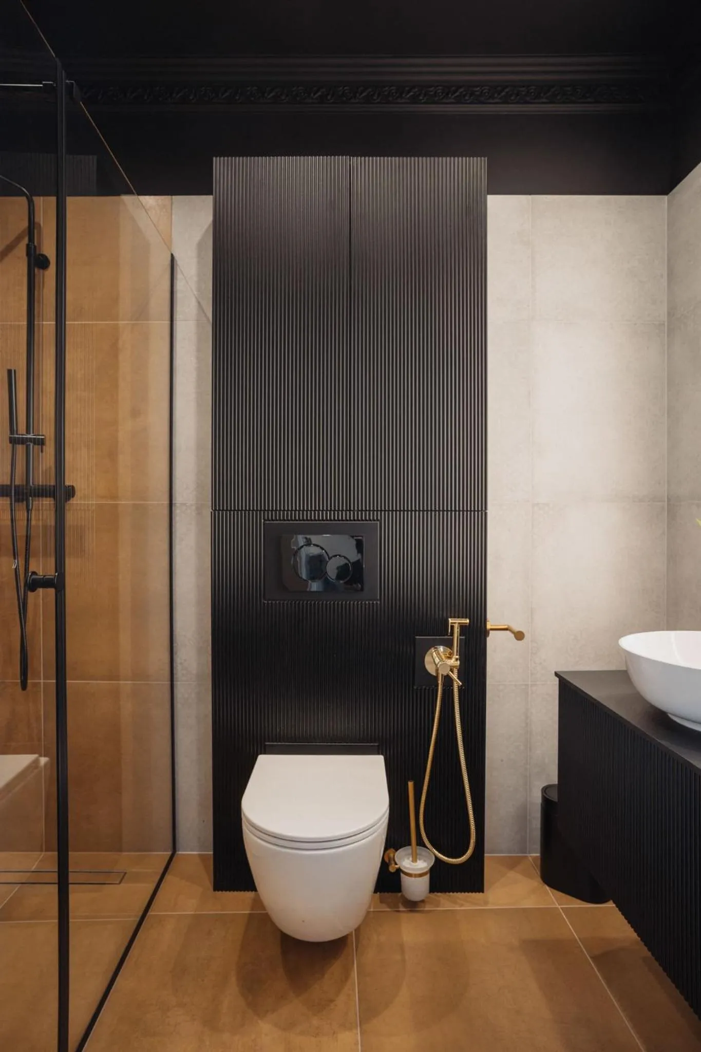 Shower in Cu Residence - LoftAffair Spa Collection
