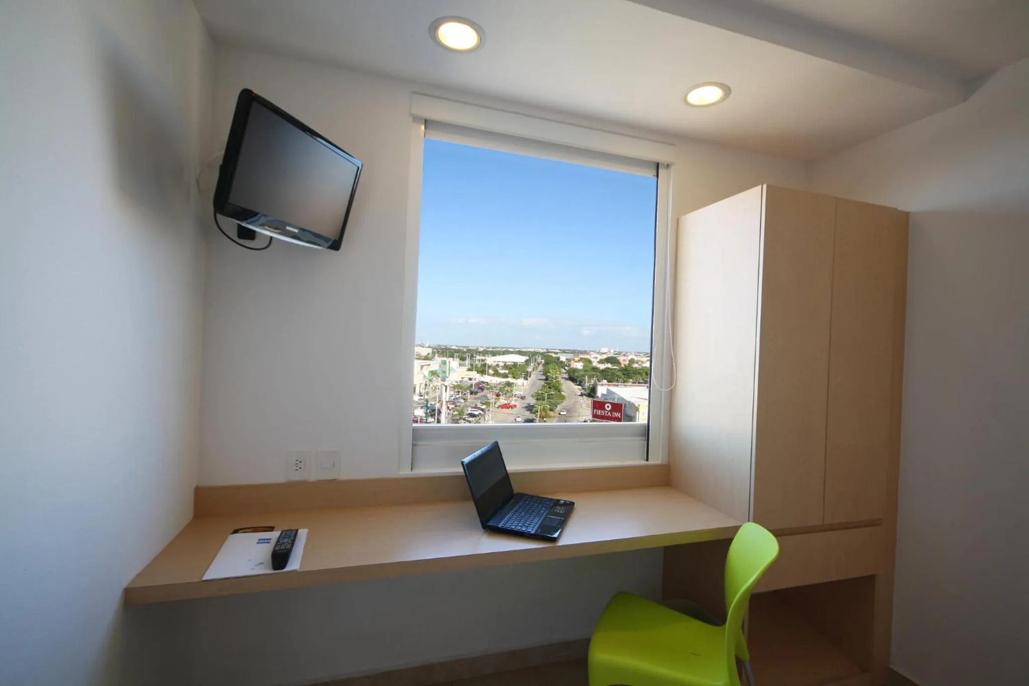 Bedroom in One Ciudad del Carmen Concordia