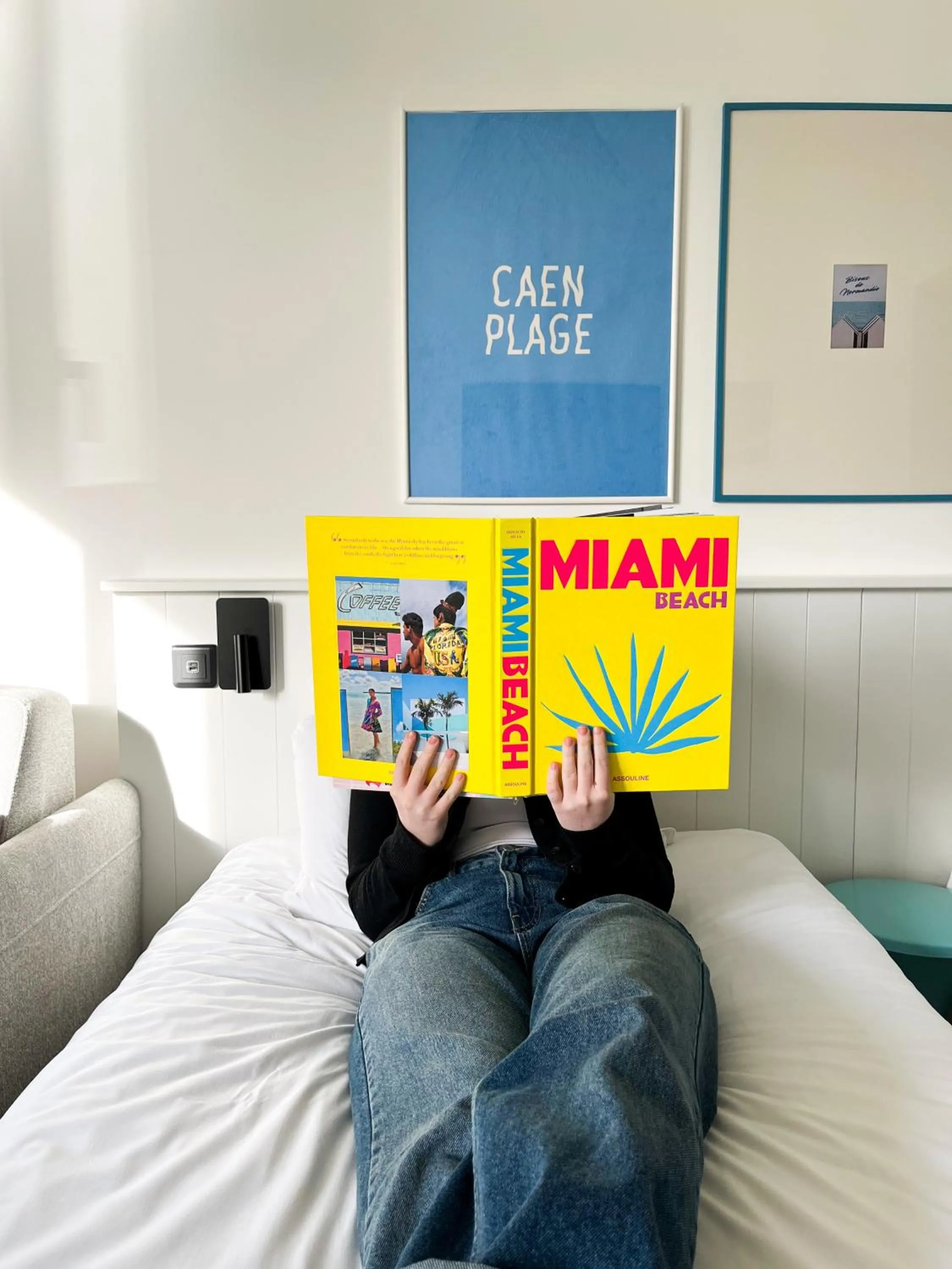 Bedroom in The People Caen