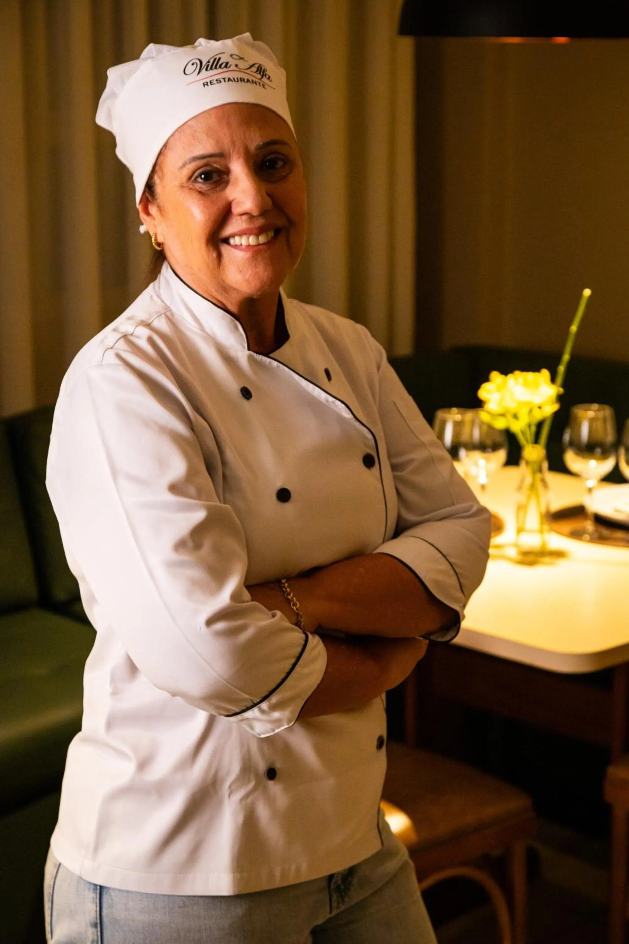 Restaurant/places to eat in Alfa Hotel