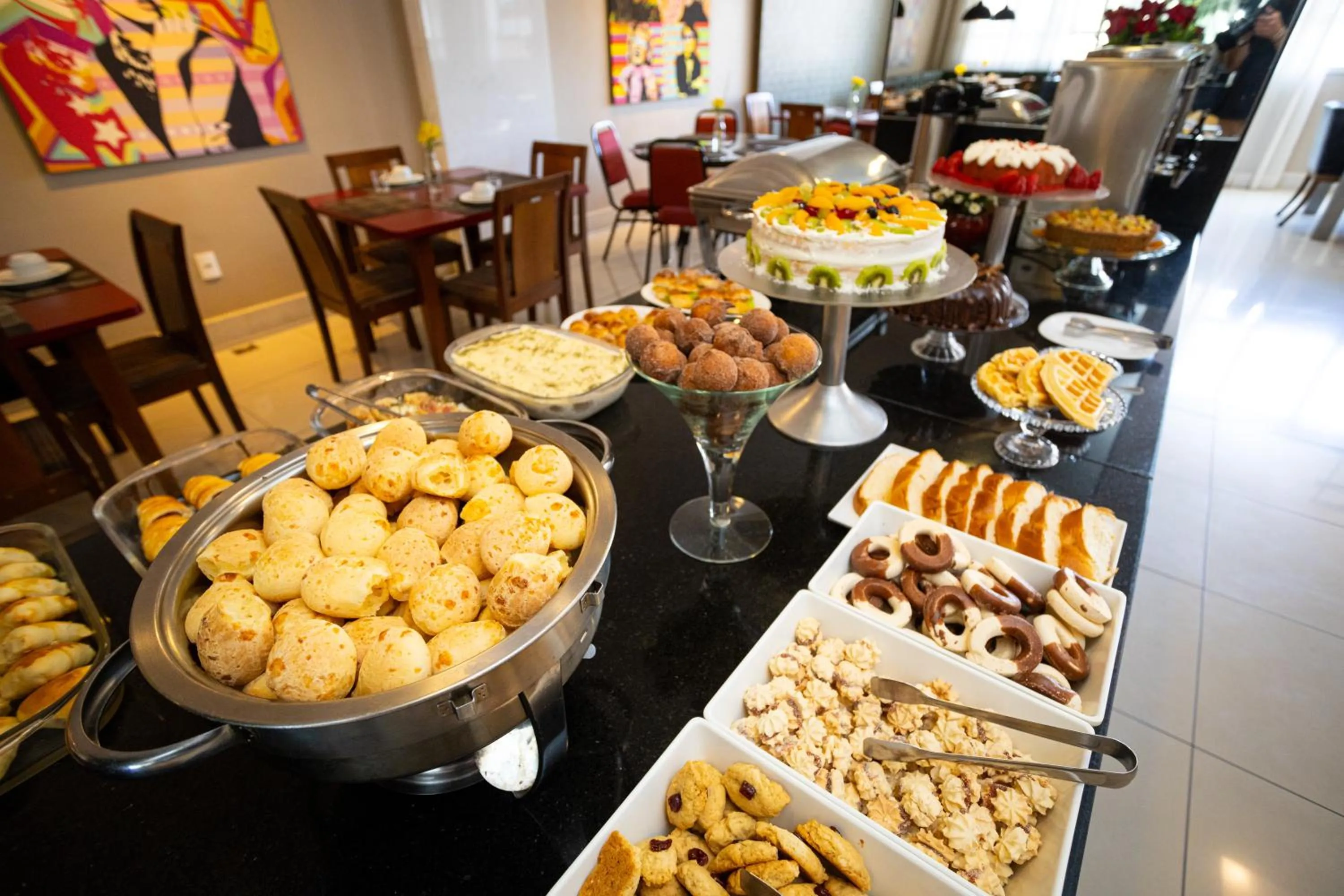 Food and drinks in Alfa Hotel