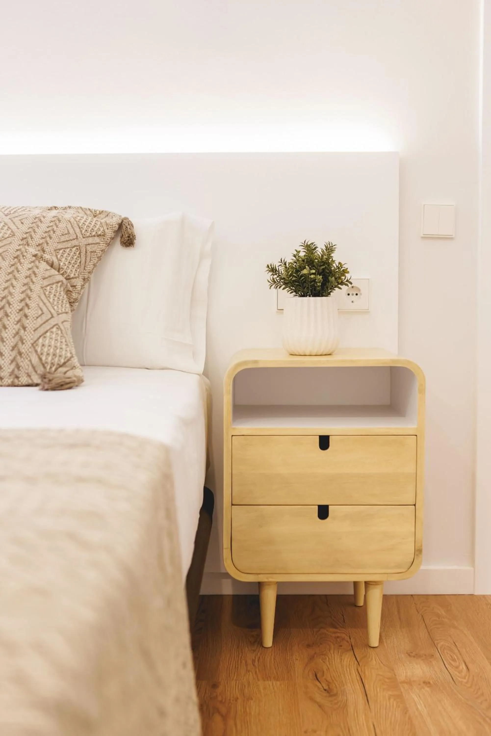 Bed in Bravissimo Devesa, 3 bedrooms and near the parc