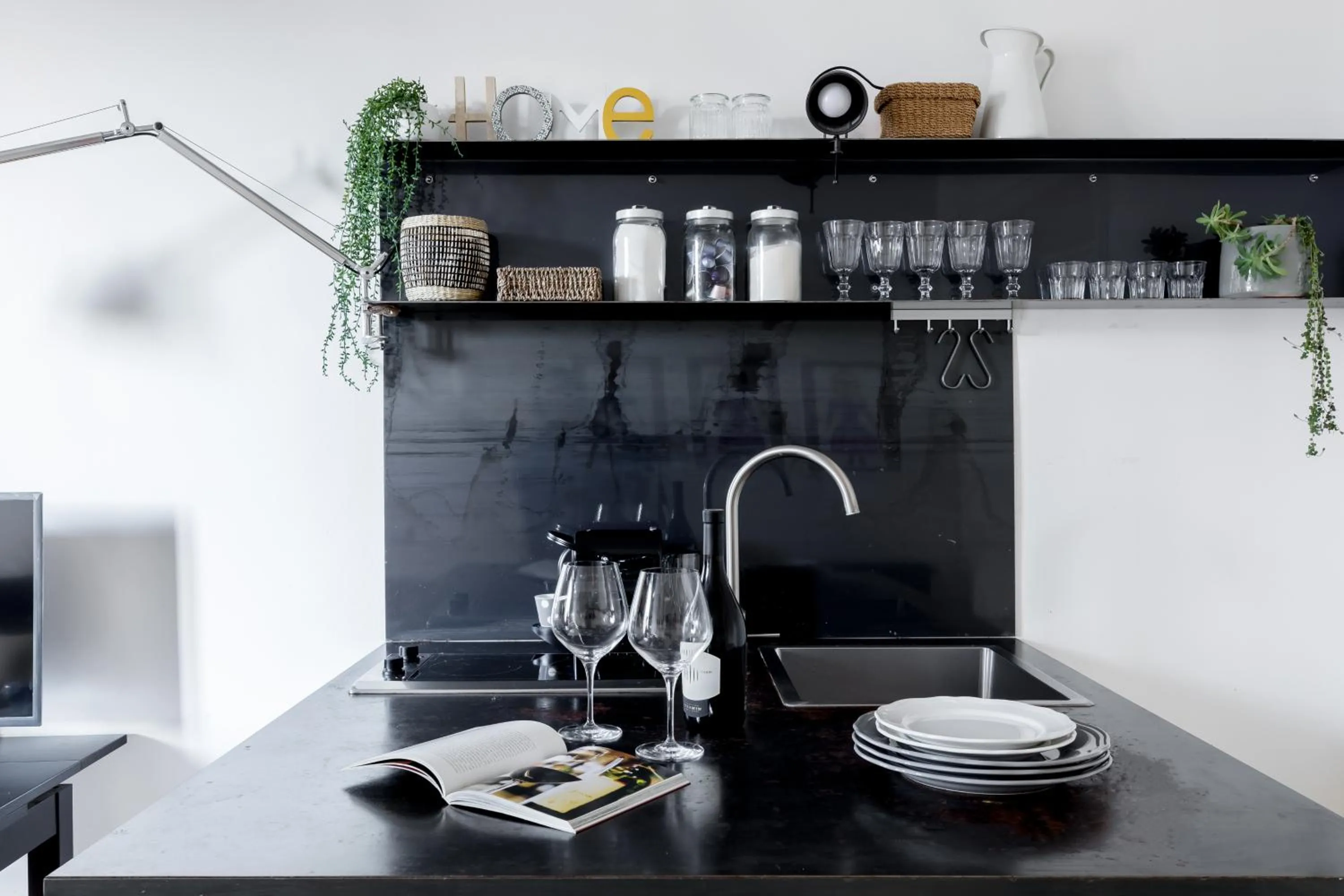 Kitchen or kitchenette in Mami's Home Monti