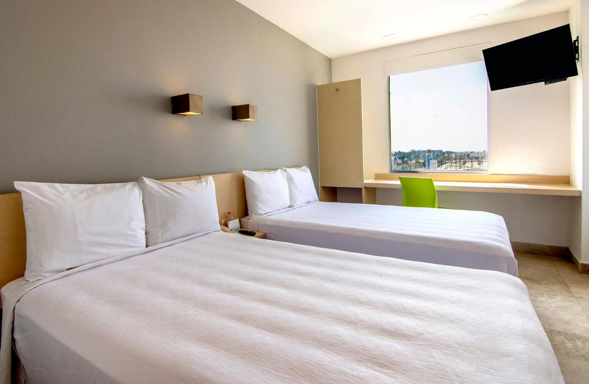 Bedroom, Bed in One Coatzacoalcos Forum