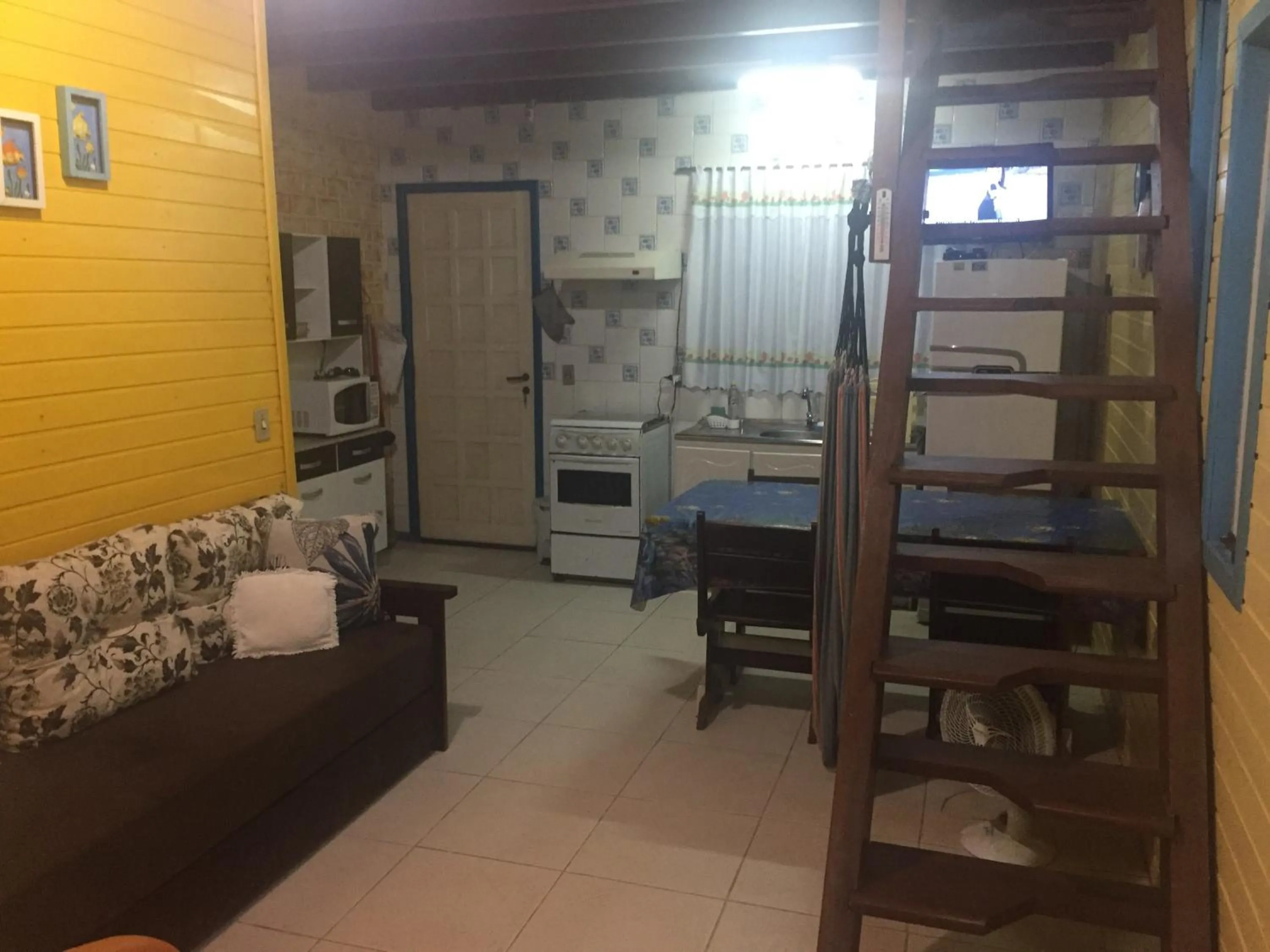 Dining area in Casa Guarda do Embaú