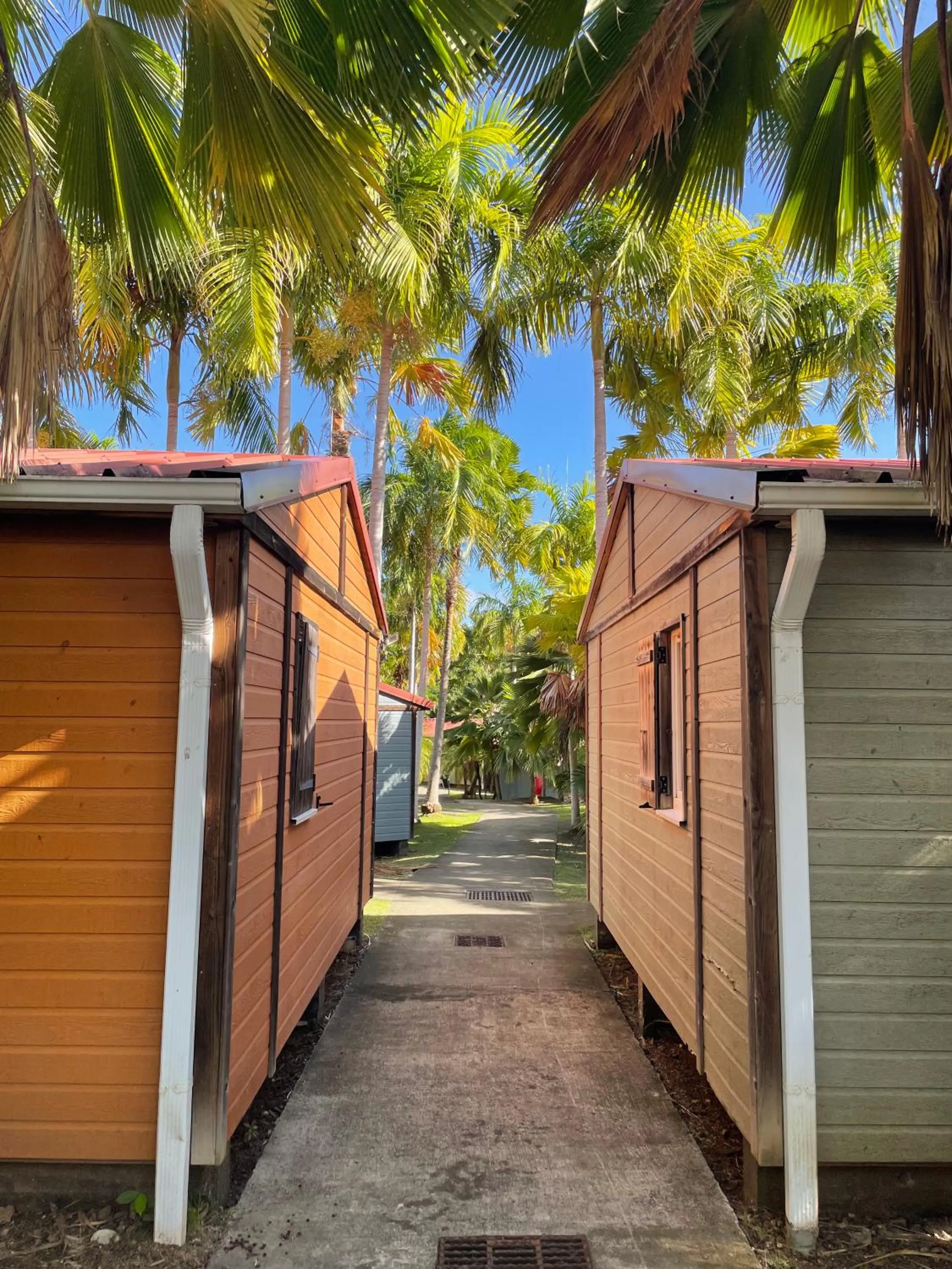 Property building in Le Village de la Pointe