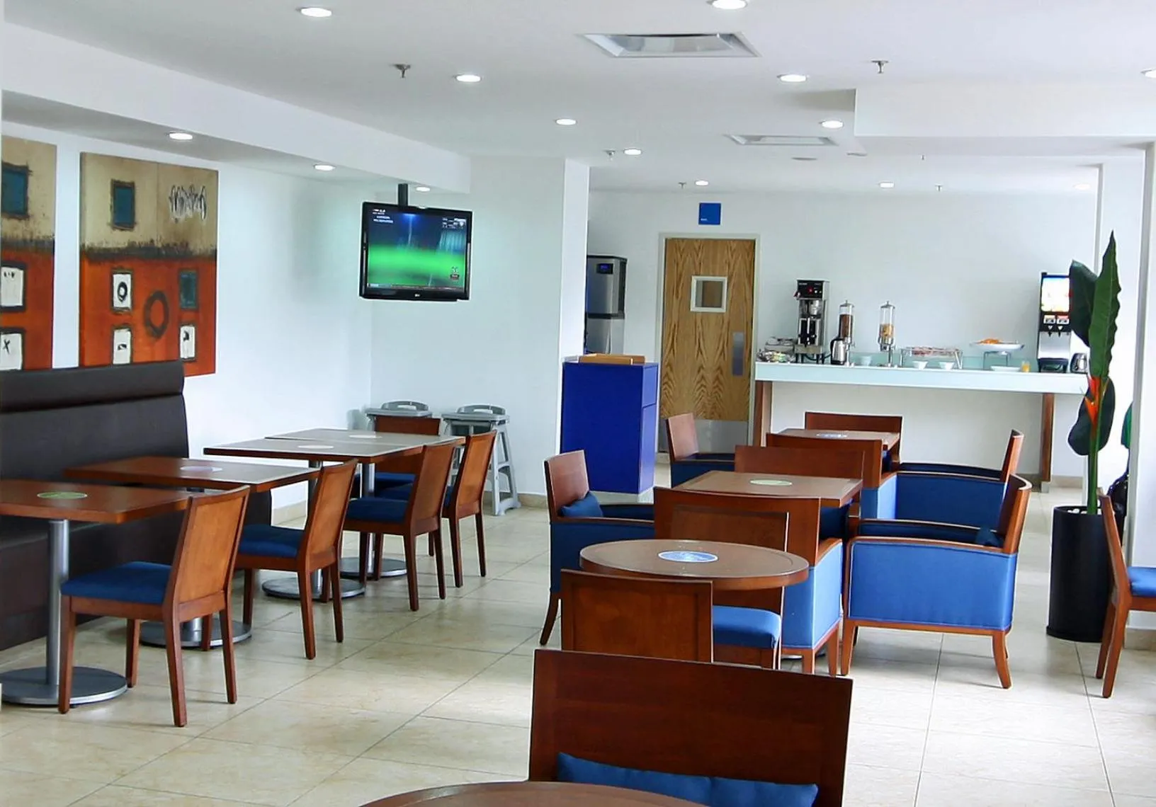 Restaurant/places to eat in One Guadalajara Centro Historico