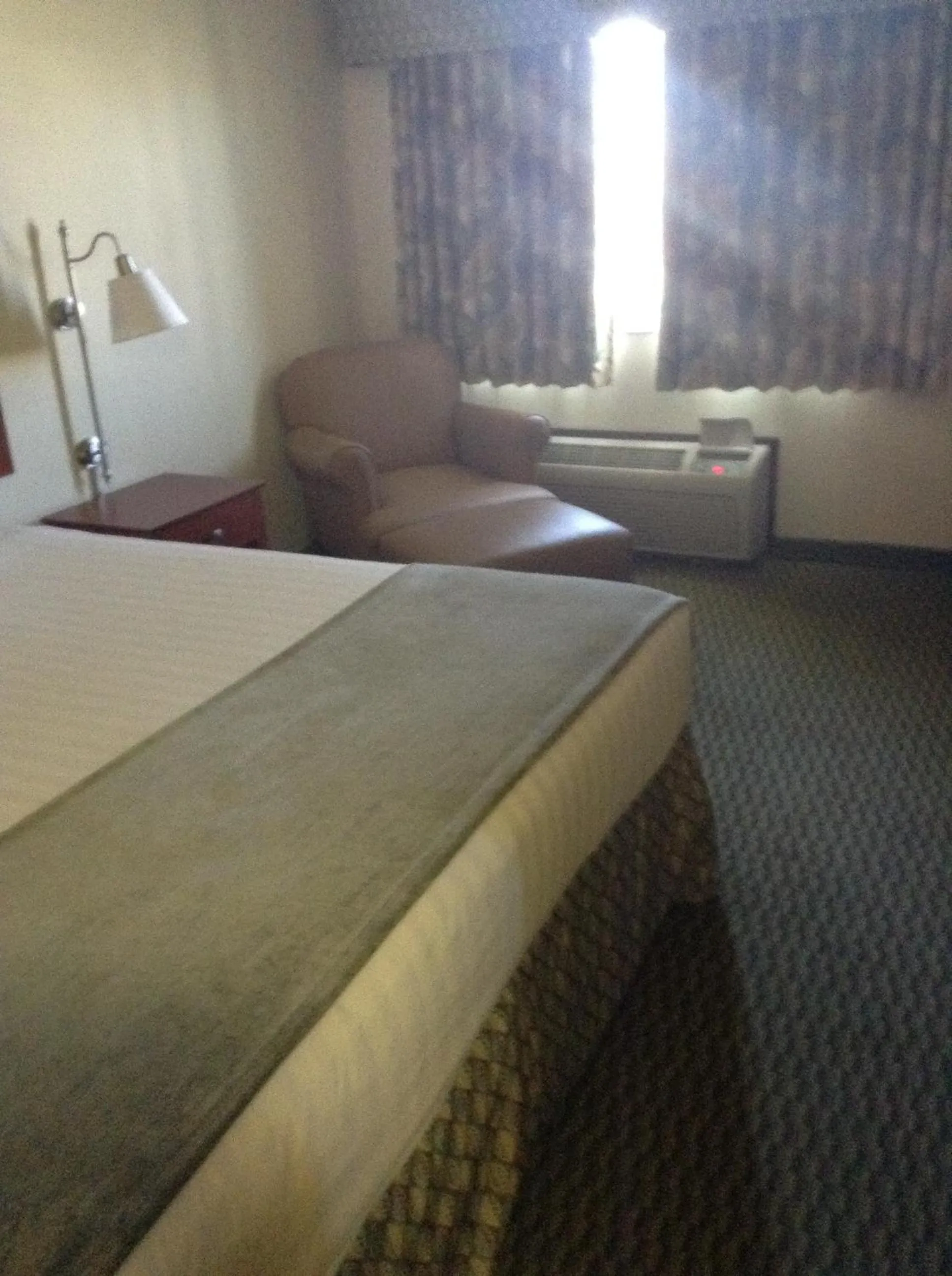Photo of the whole room, Bed in Days Inn by Wyndham Carroll