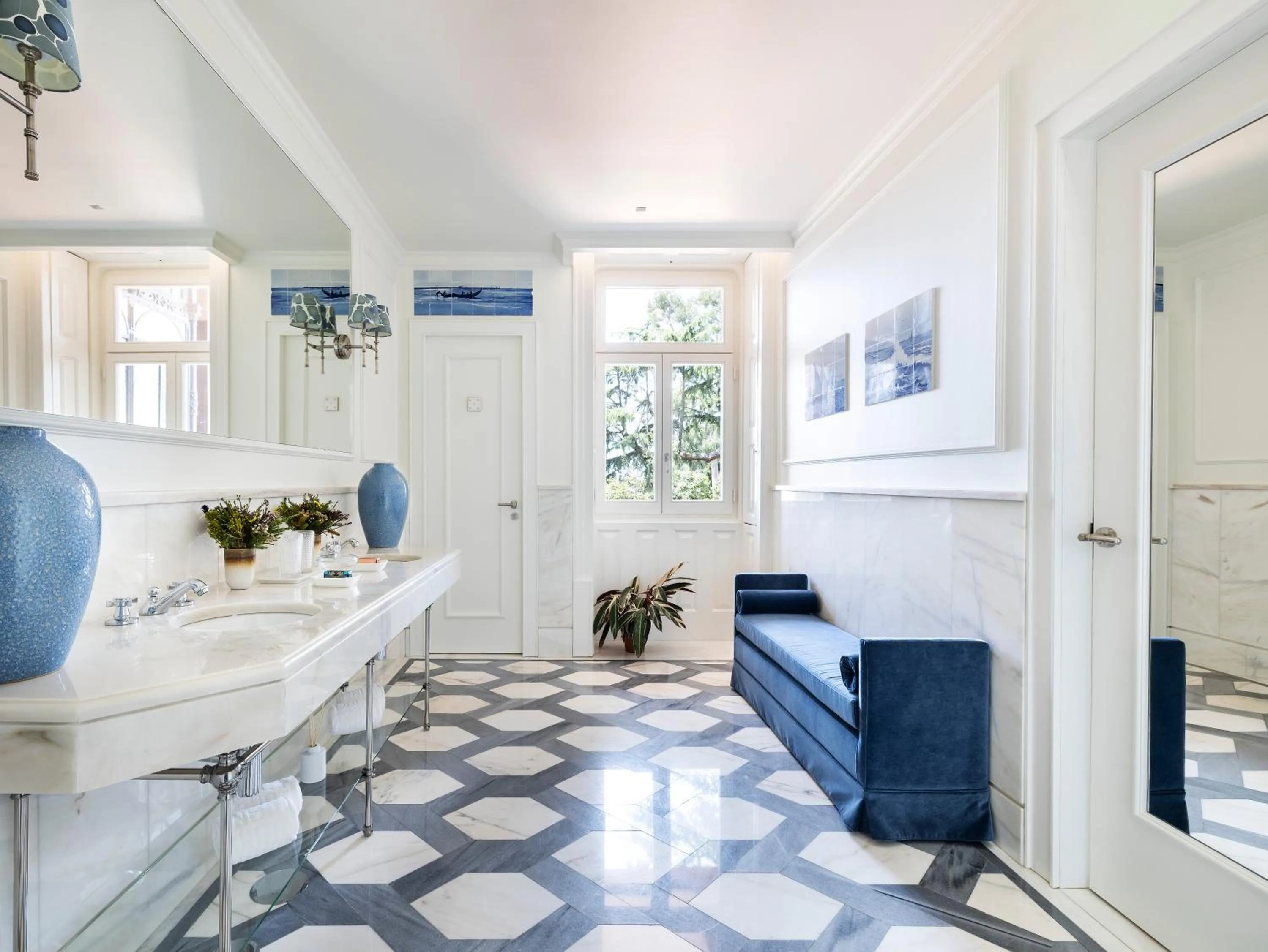 Toilet in One Shot Palácio Cedofeita